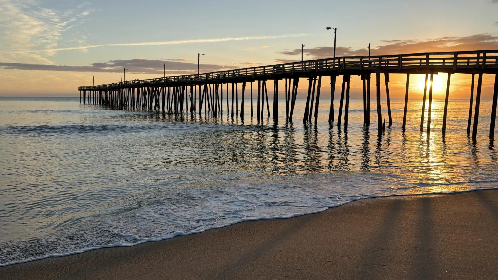 Nags Head Pier.jpg