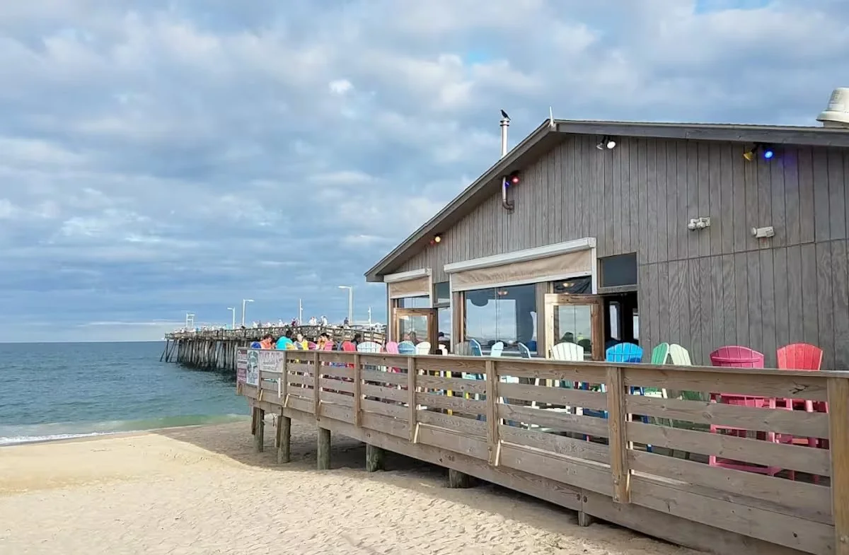 Outside view of beach and Pier House