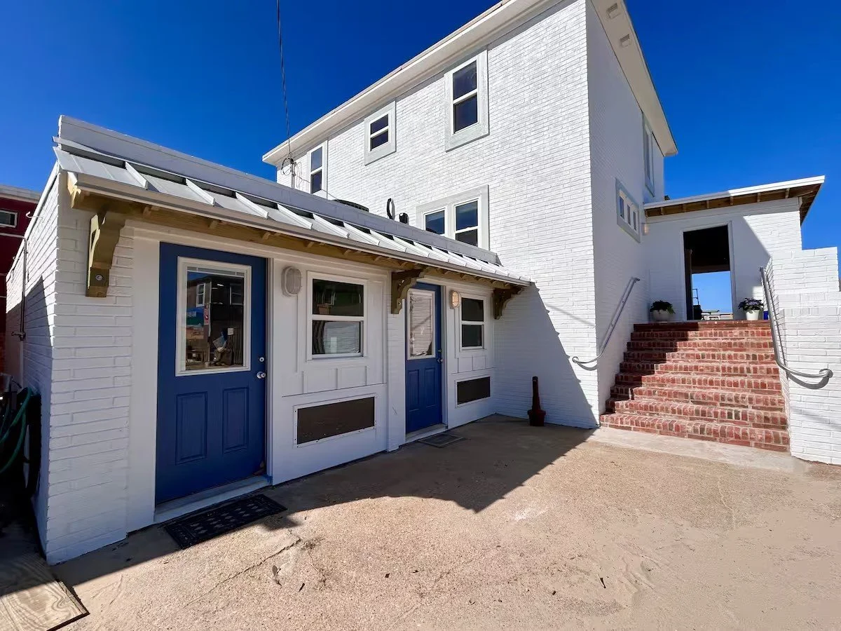 Ocean Spray - Exterior