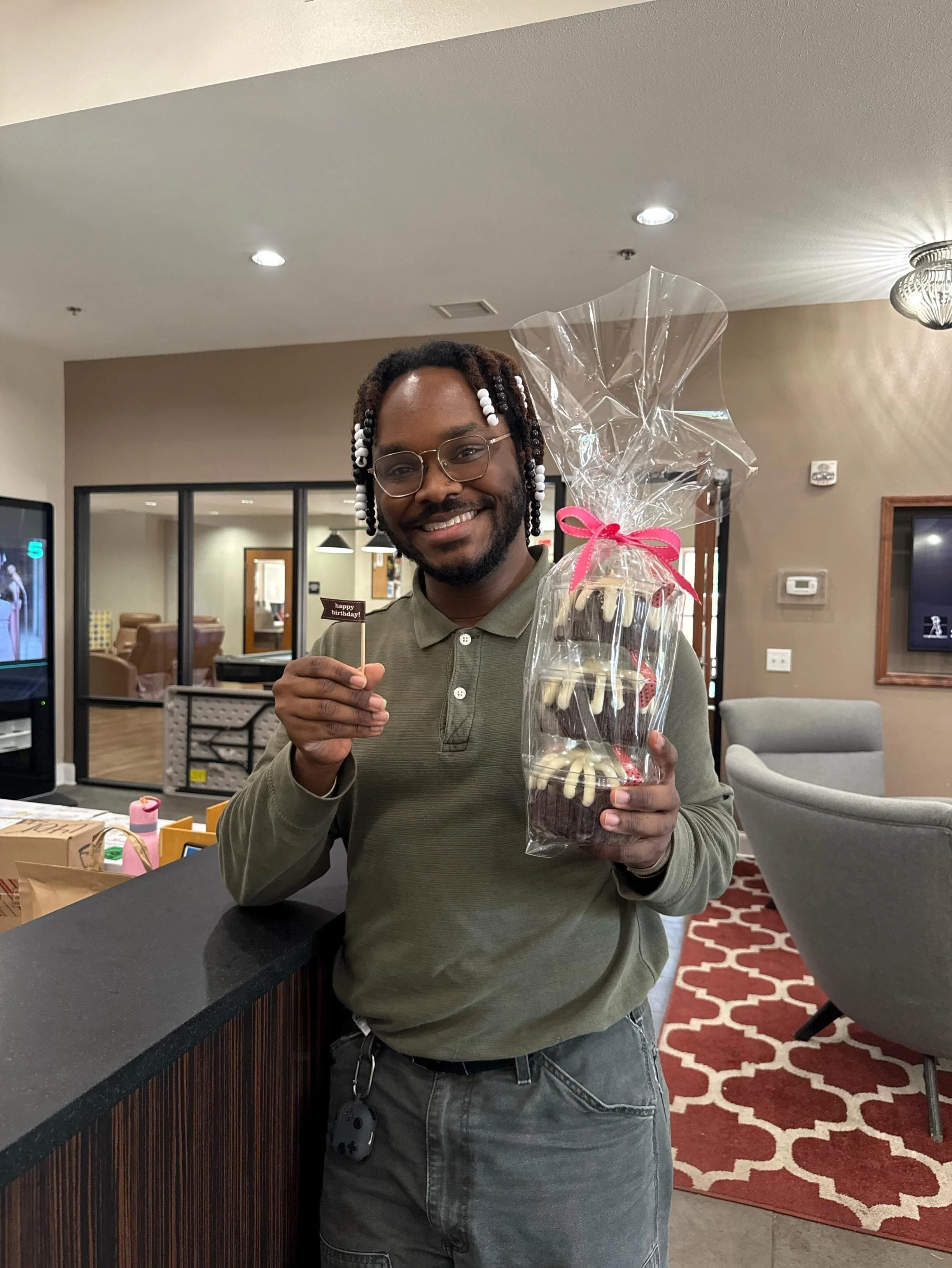 celebrating our APM today for his birthday! sweet treats around every corner at @liveuniversitycommons !! 🎂 

#sipofsilk #bundtcakes #universitycommons