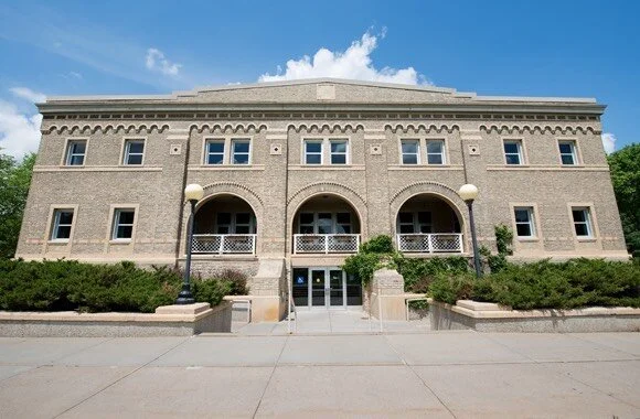 Stay on top of your wellness goals with quick access to the St. Paul Gym anytime 🏃 

 #StudentWellness #UMNRec #CollegeLife #FitnessRoutine