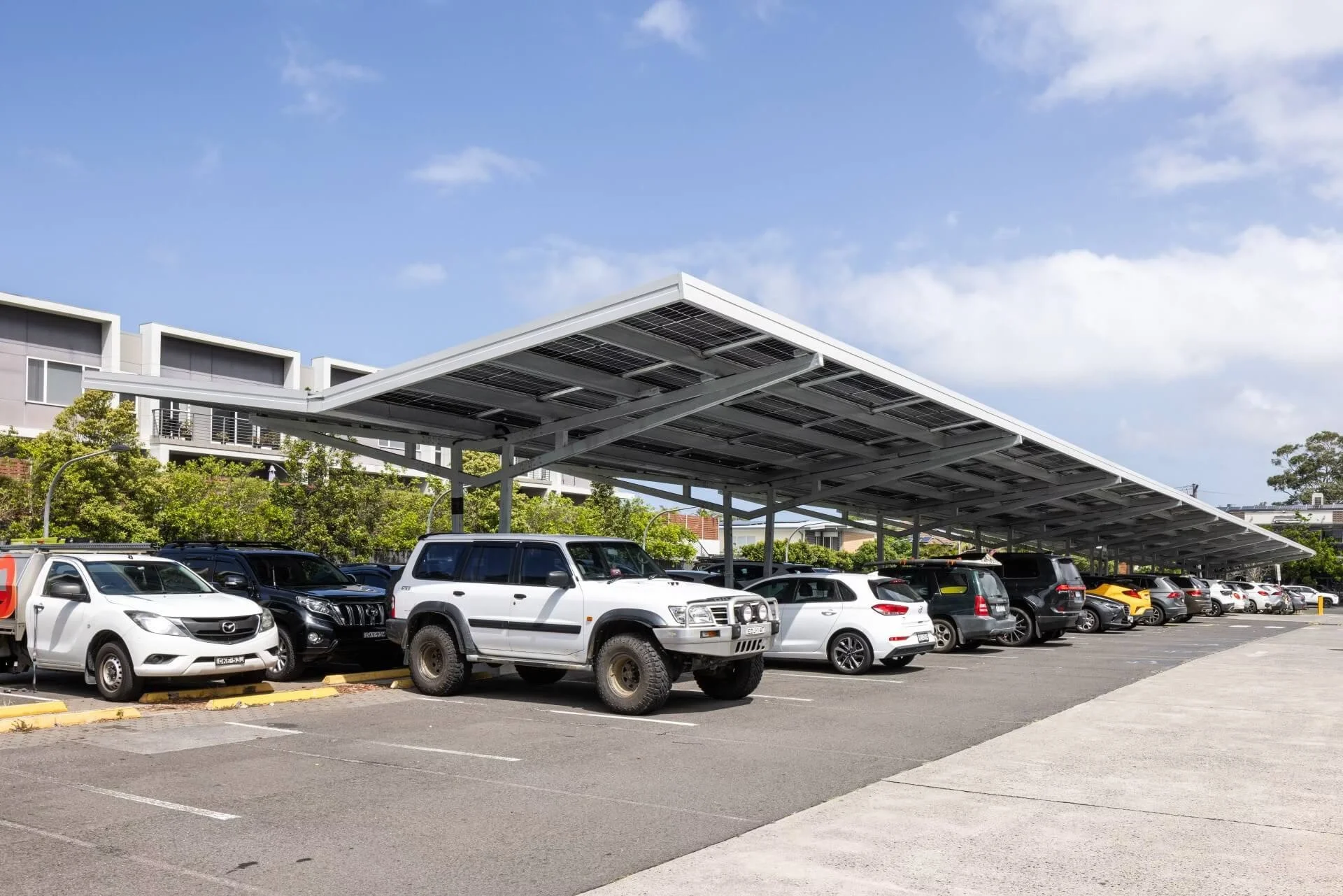 Solar canopy