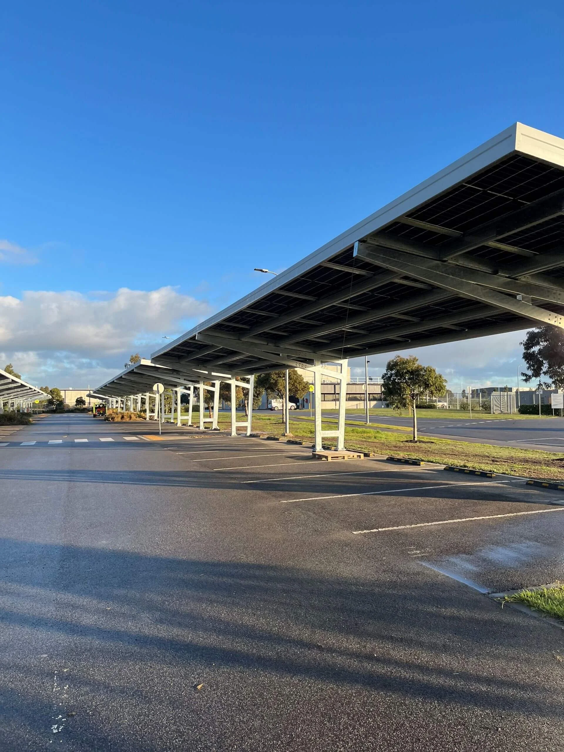 Mickleham Solar Canopy 2.jpg