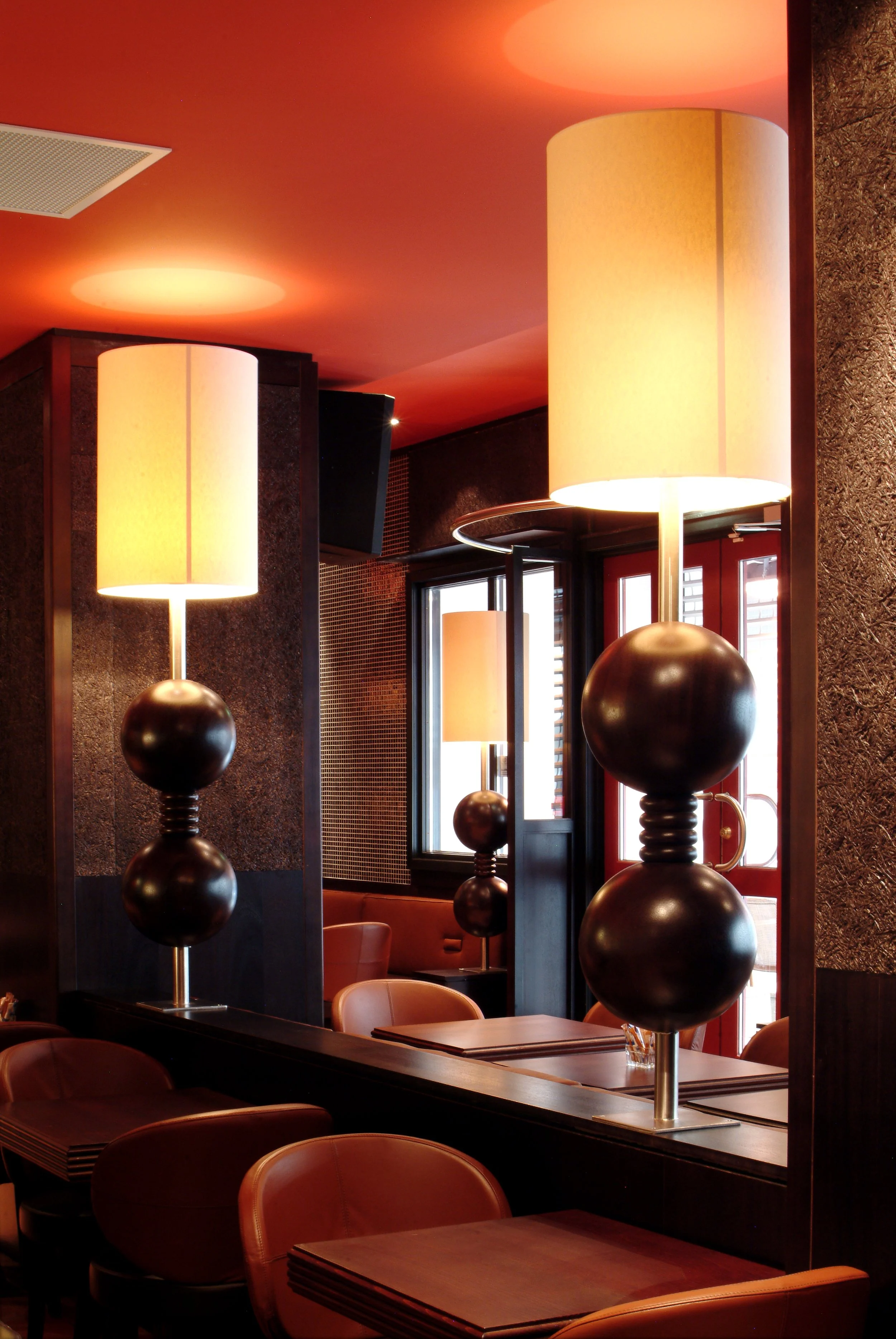 jac aal bar and restaurant interior 12lr.jpg