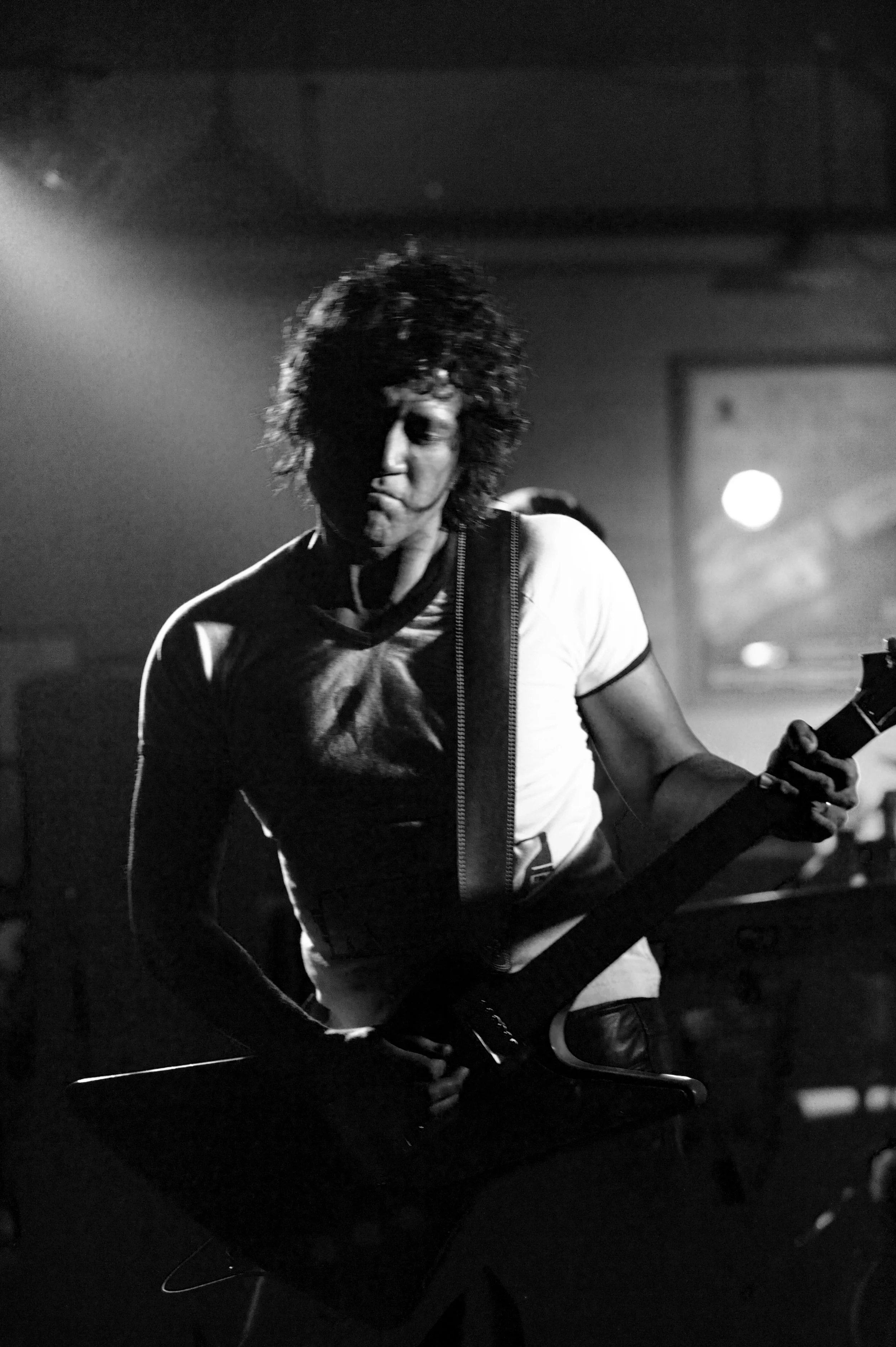 Musician portrait_3367bwlr.jpg