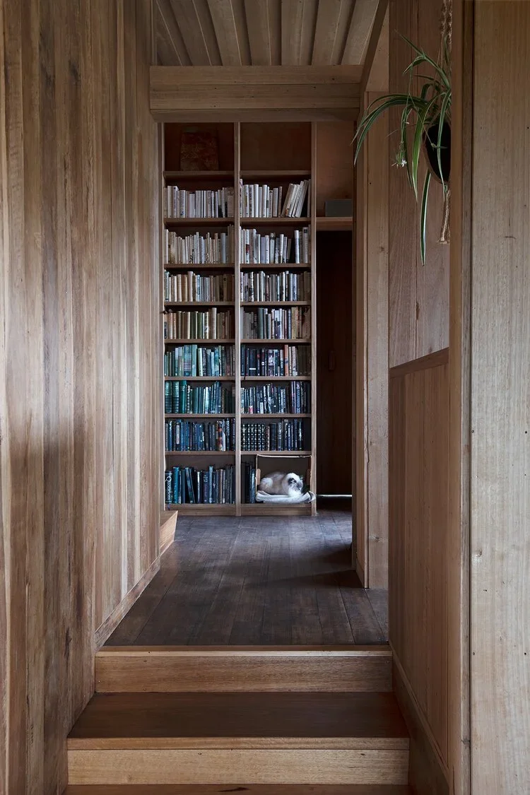 M-and-B-House-04lr.jpg.webp
