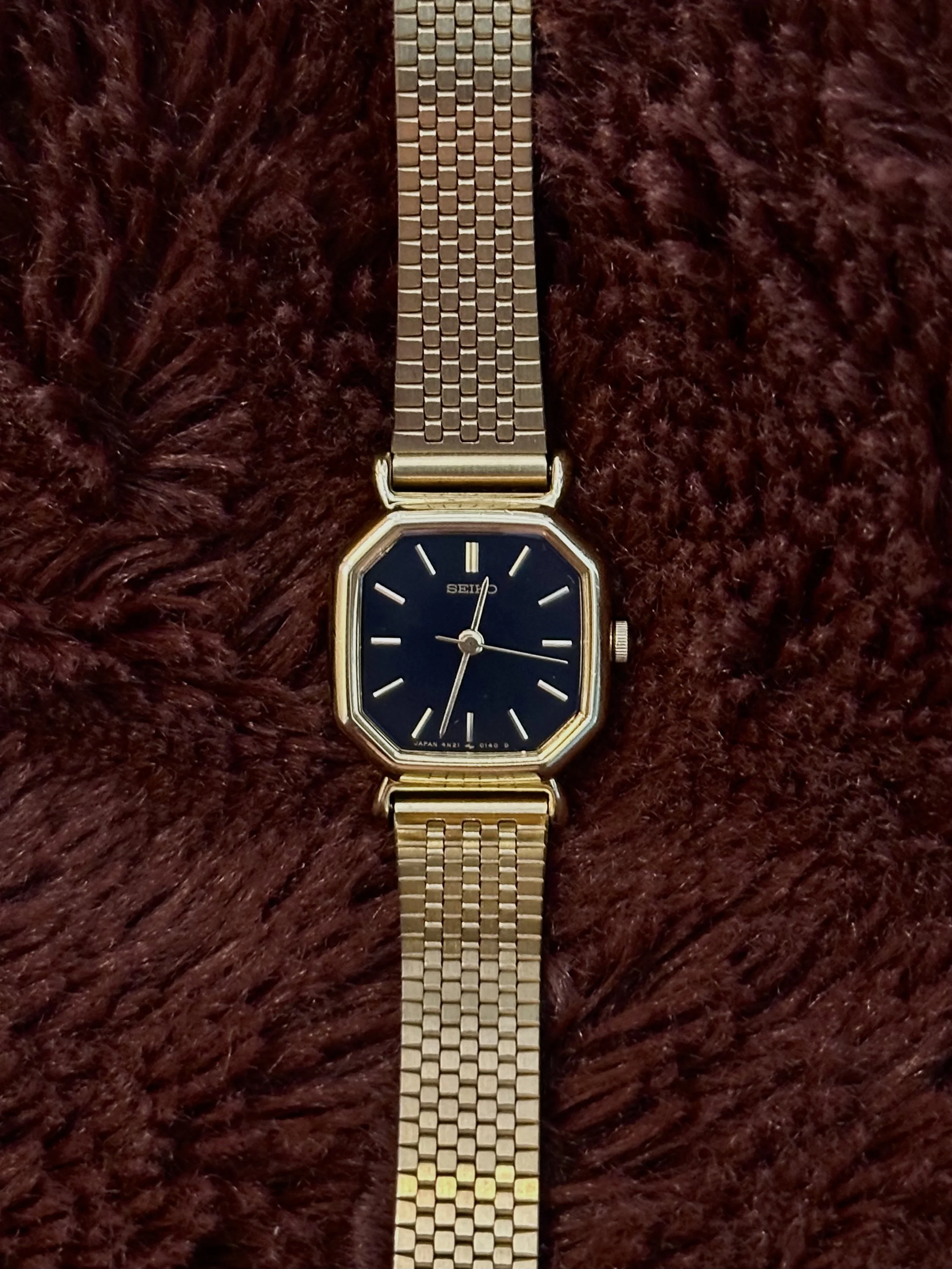 [VINTAGE] Rare Seiko Chariot Quartz Black Dial