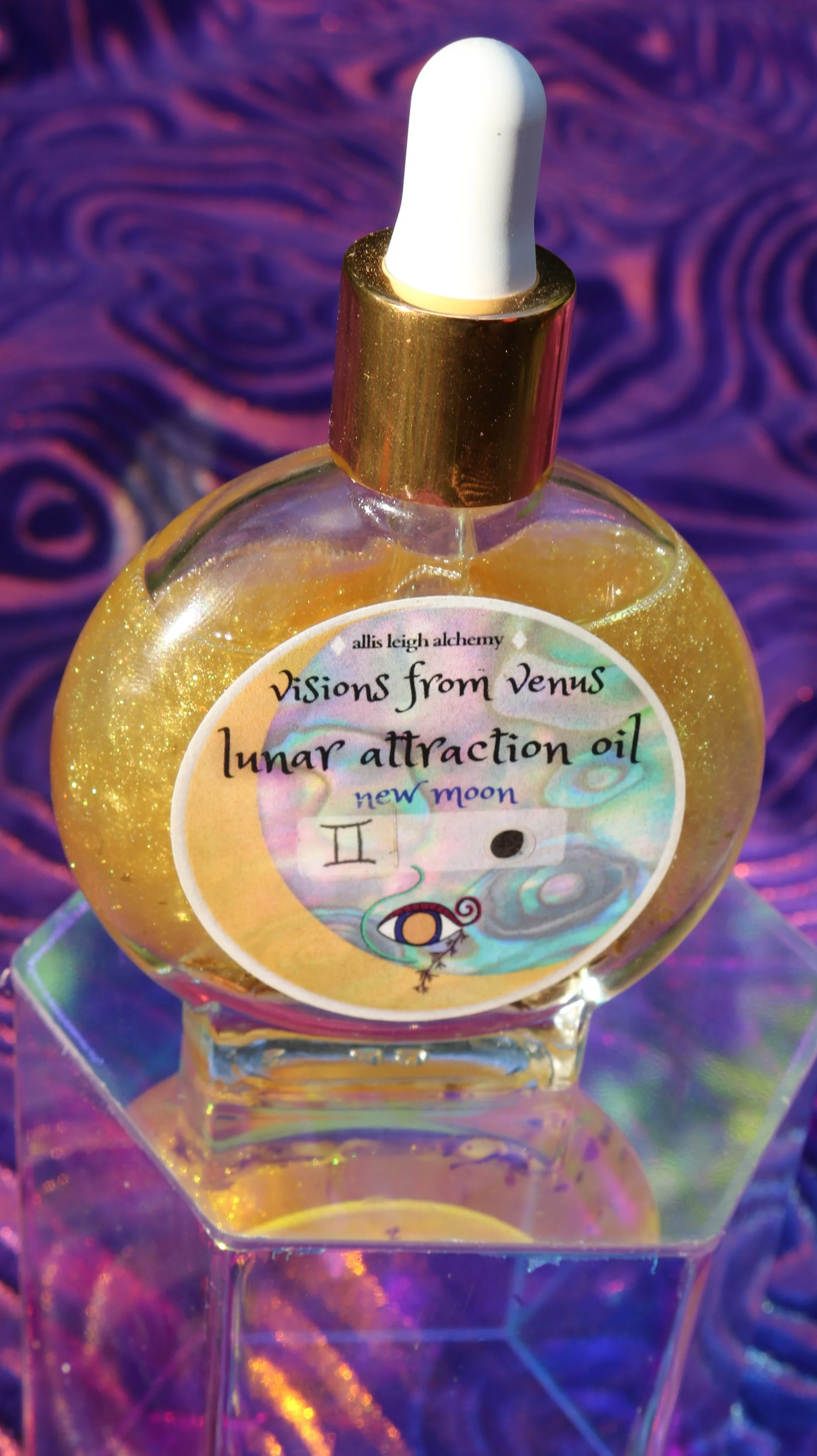 gemini lunar attraction oil