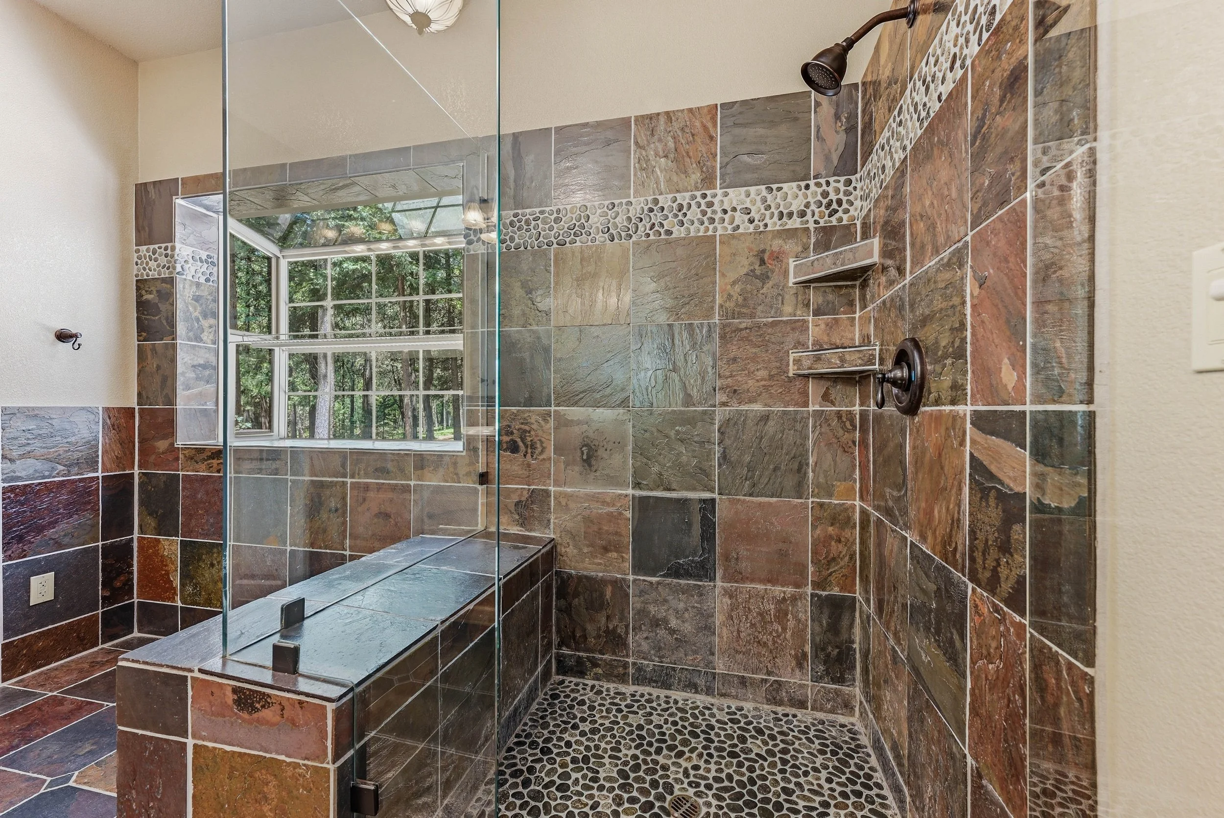10-23335 Fortress Way -43.jpg