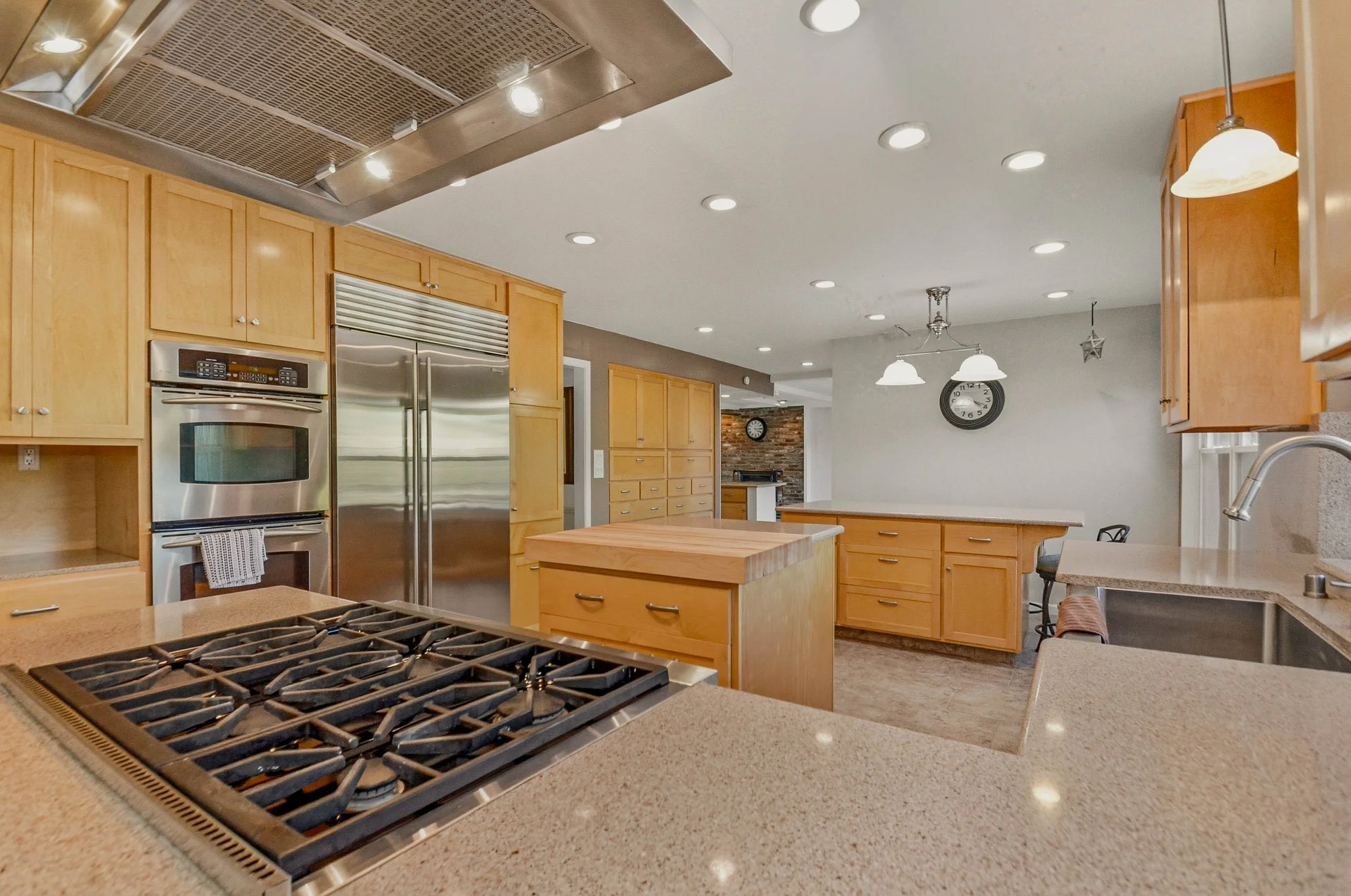 13-2727 Lacy Ln-26.jpg
