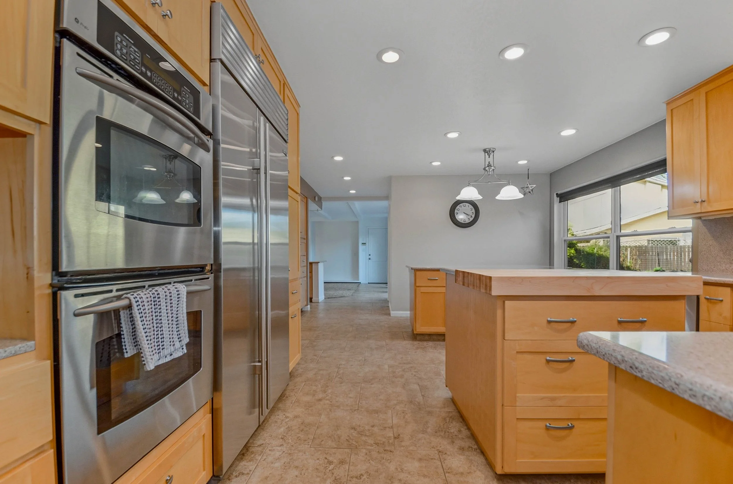 12-2727 Lacy Ln-27.jpg