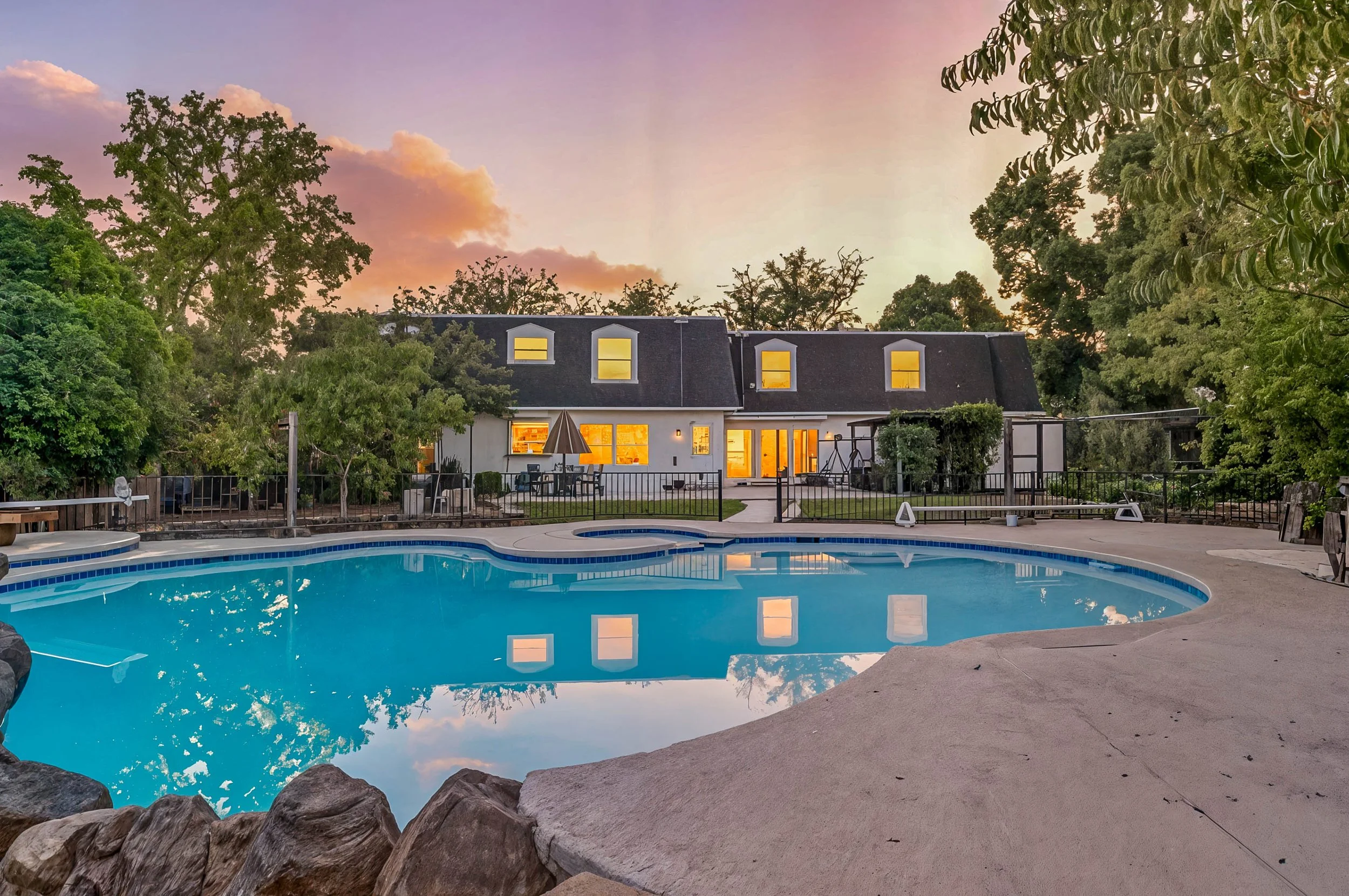 19-2727 Lacy Ln-52.jpg