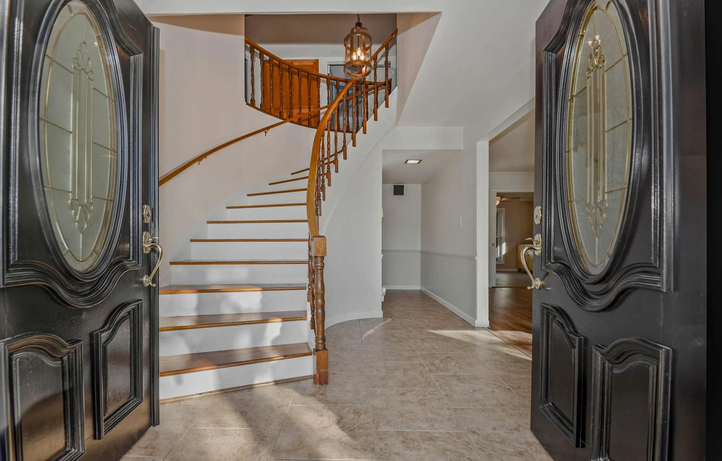 09-2727 Lacy Ln-18.jpg