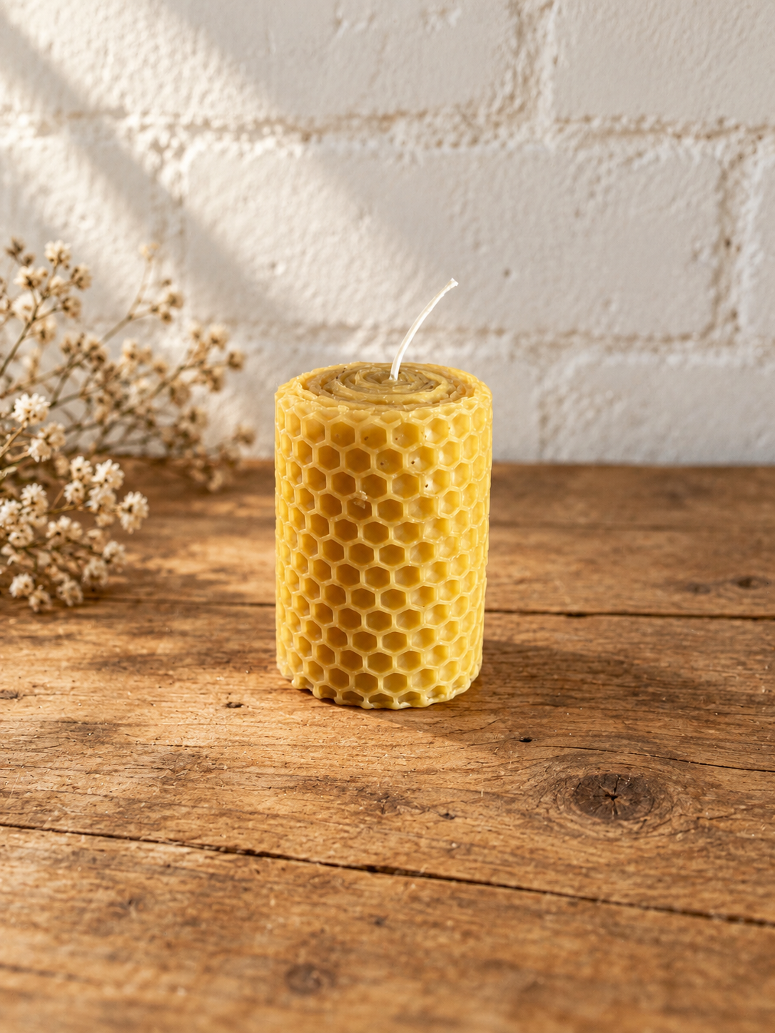 Cross Bank Beeswax Candle No. 9