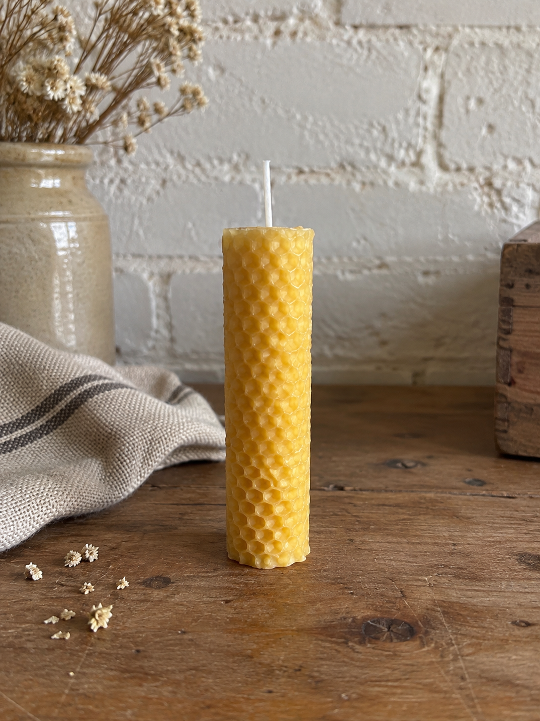 Cross Bank Beeswax Candle No. 6