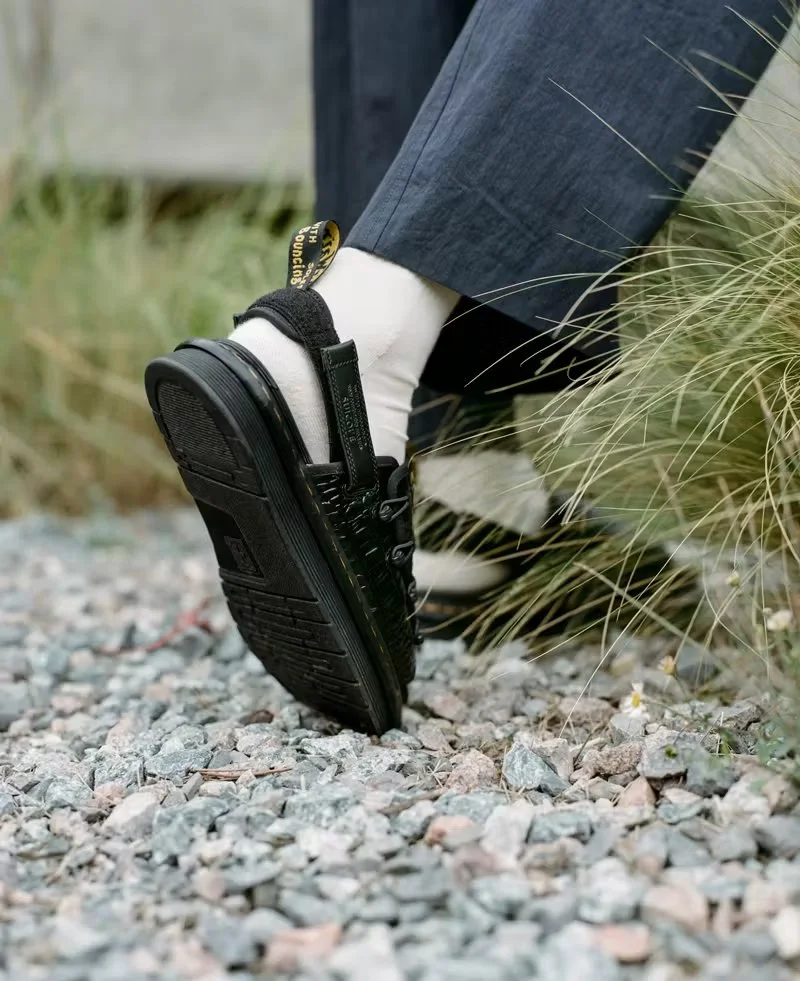 1663159461-dr-martens-x-suicoke-3.jpg.jpg
