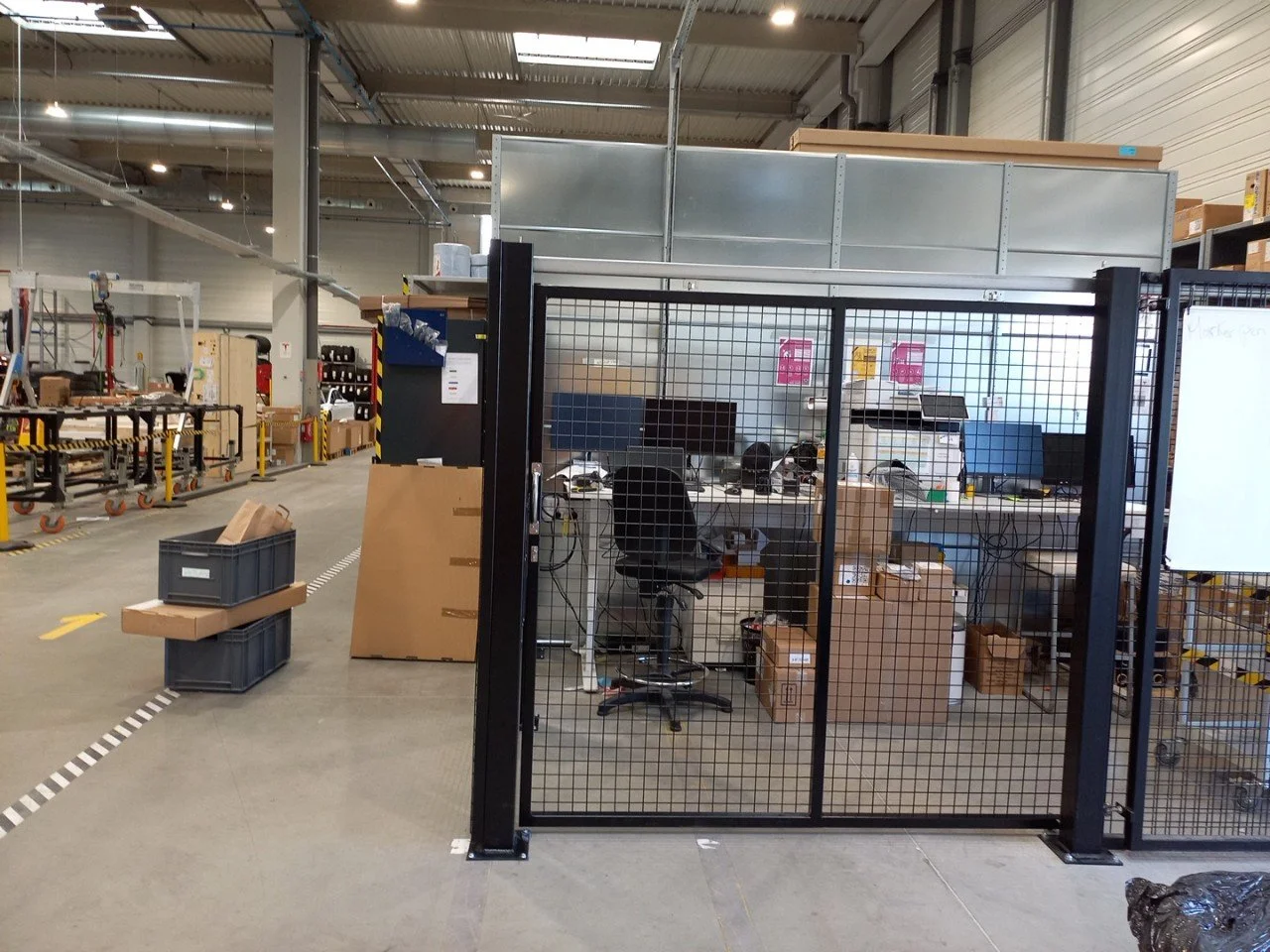 Création d'une cage grillagée