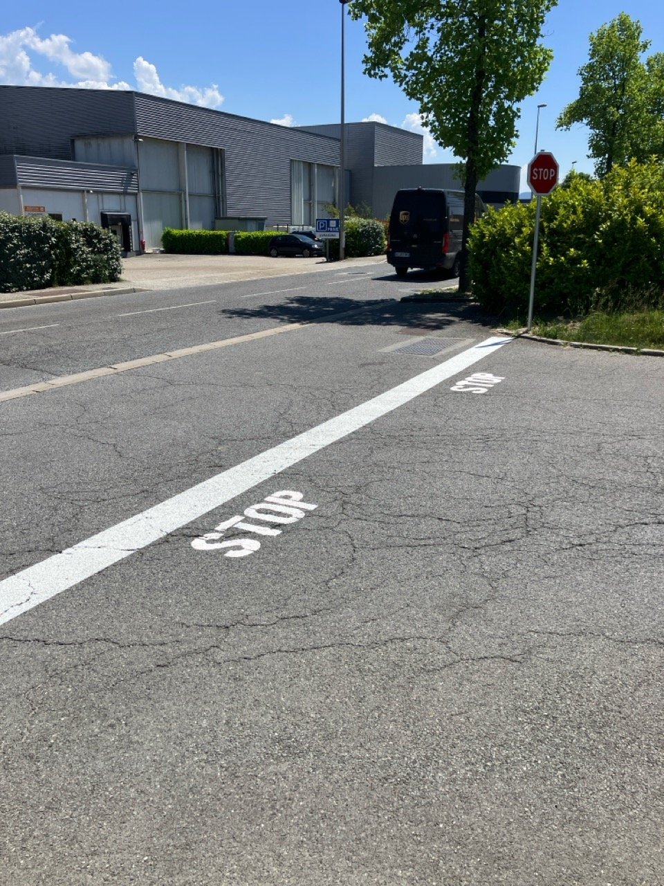 Marquage & panneau STOP