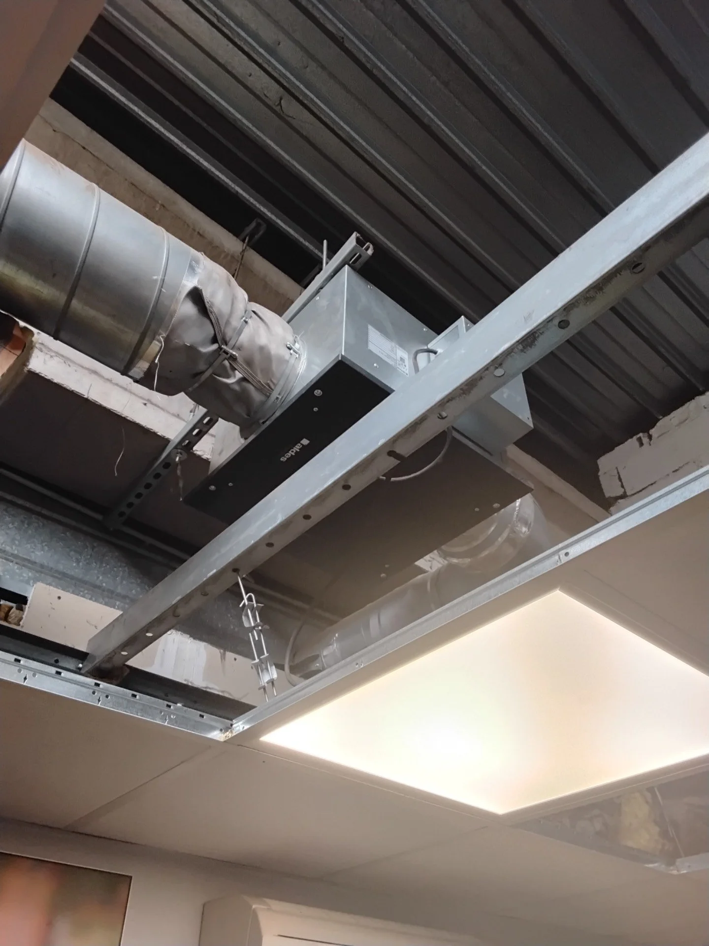 Remplacement caisson VMC