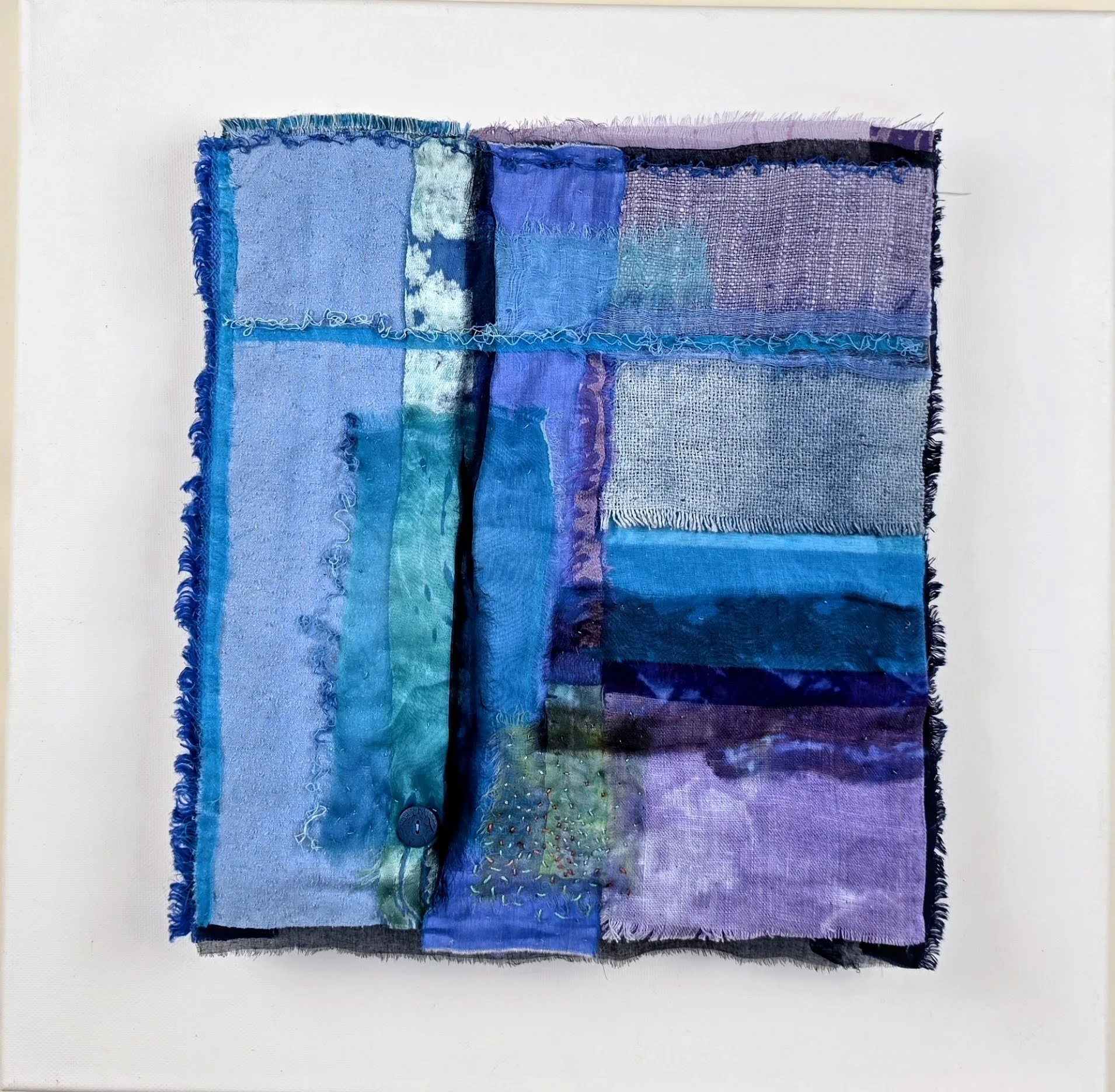 Is It Blue Rip                            41cm x41cm