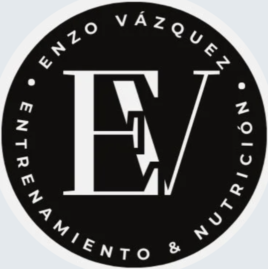 Logotipo circular con letras 'EV' en el centro y texto alrededor que dice 'Enzo Vázquez entre ambiente y nutrición'.