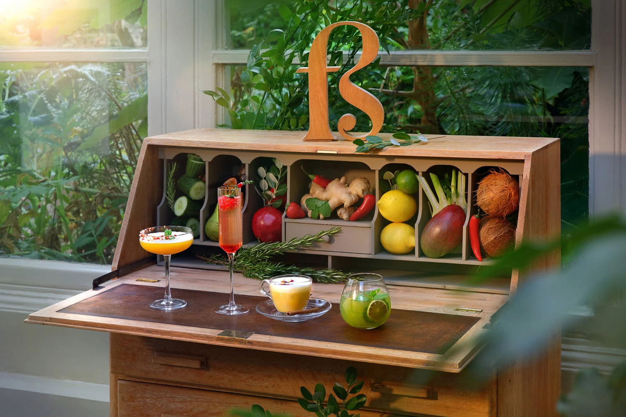 Free spirit signature drinks presented on our bureau