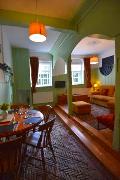 Saddle Room Living Area