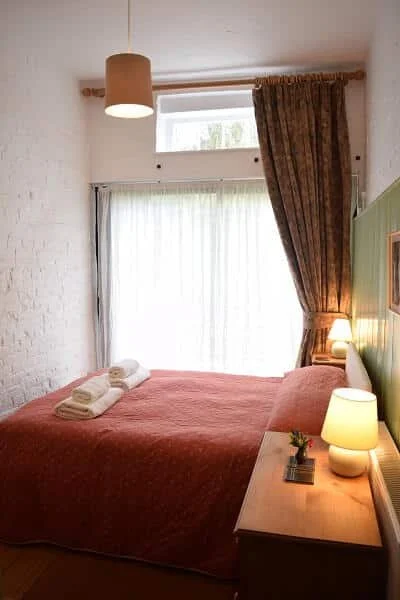 Bedroom with garden view