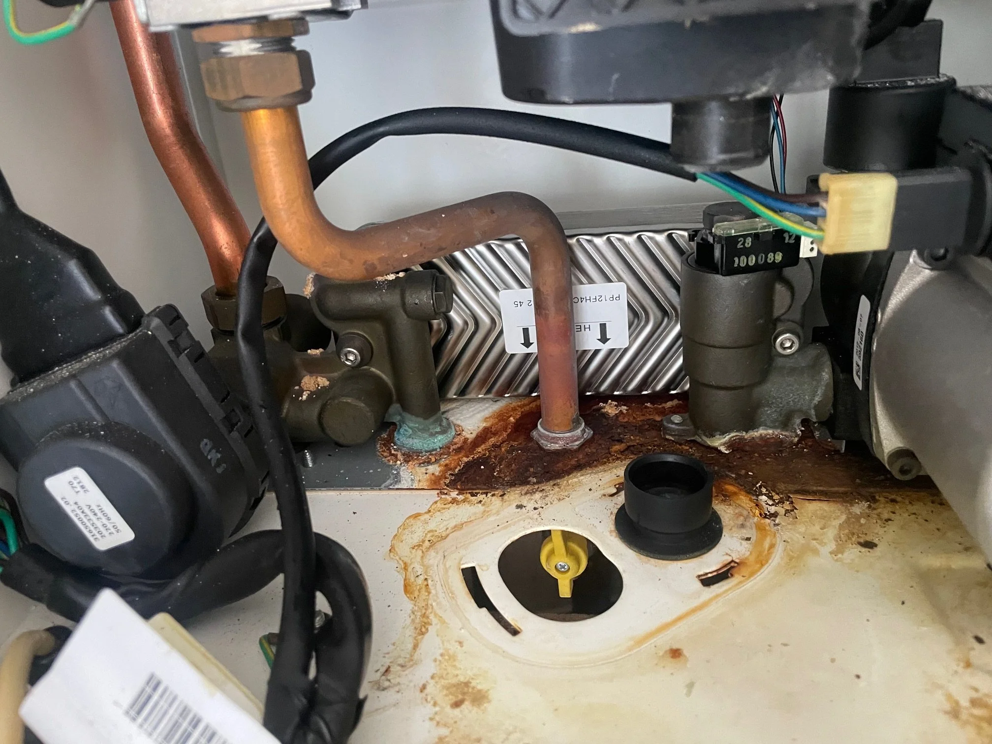 Rust under your Ideal Logic Boiler? Signs of a cracked sump