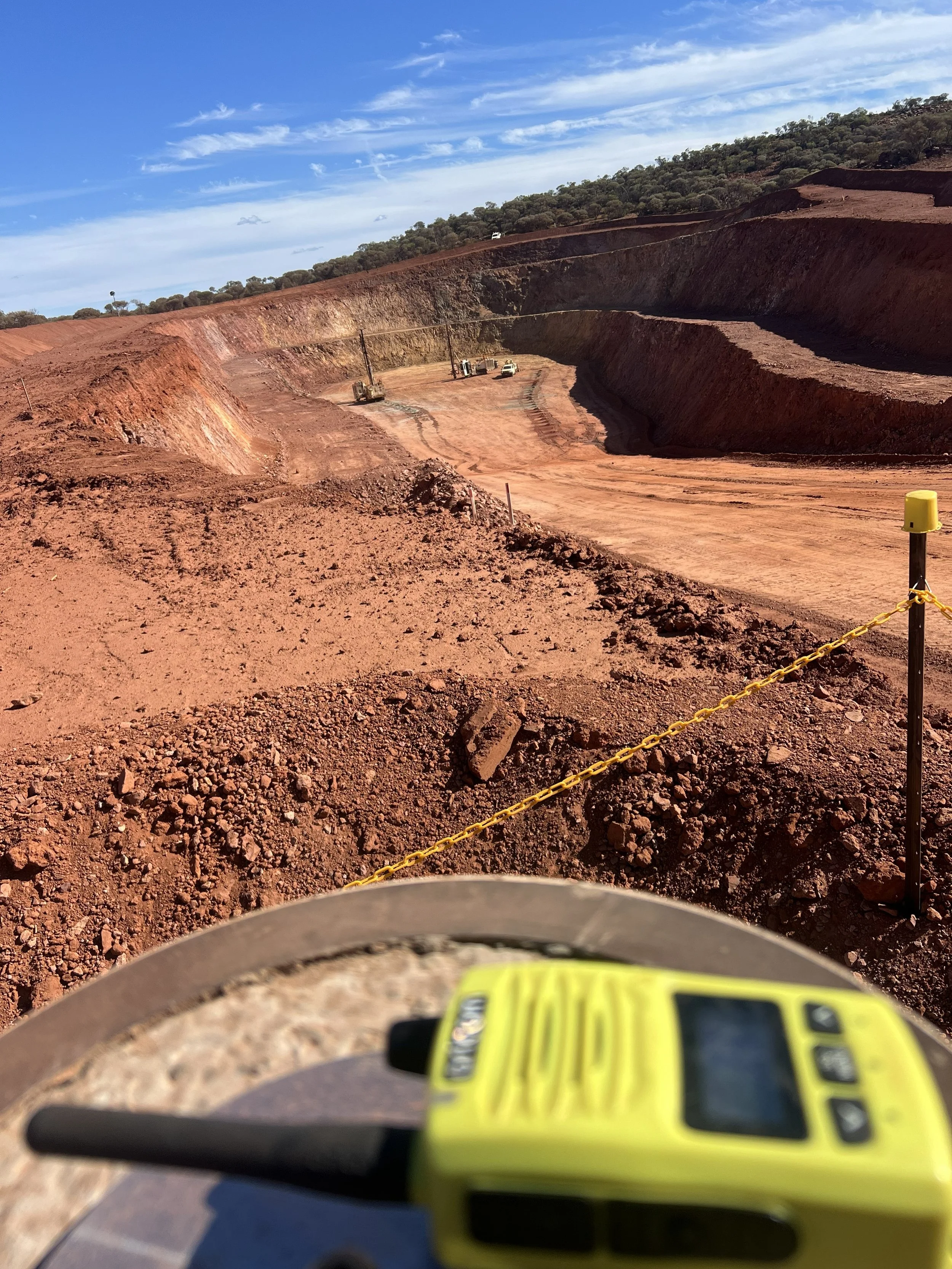 Boxcut development works - drill and blast production hole markup and drilling