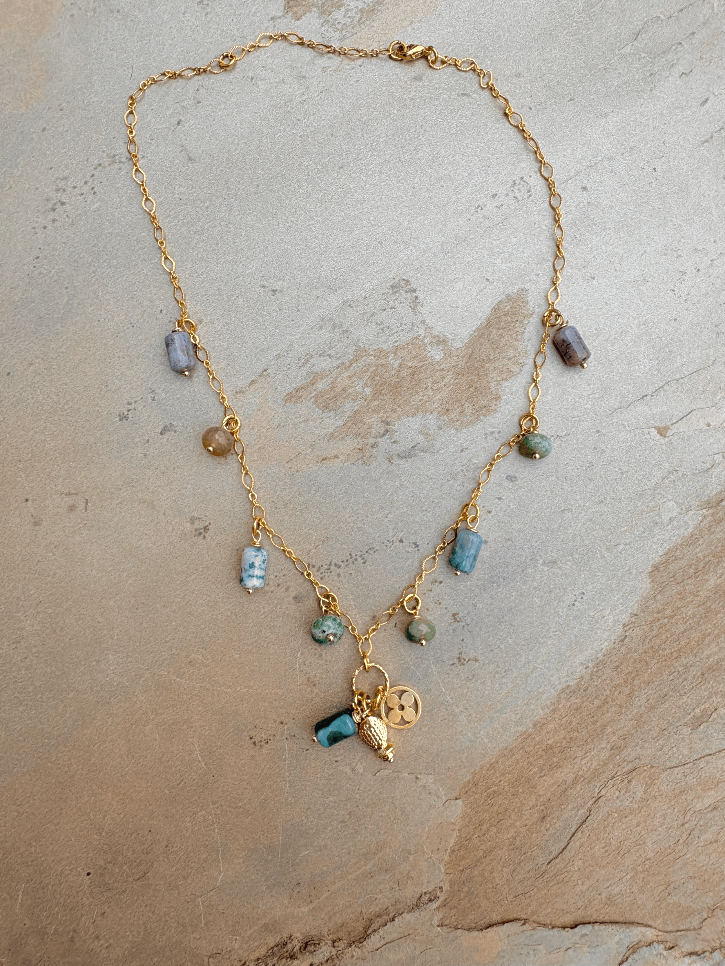 Precious Agate stone charm pendant necklace