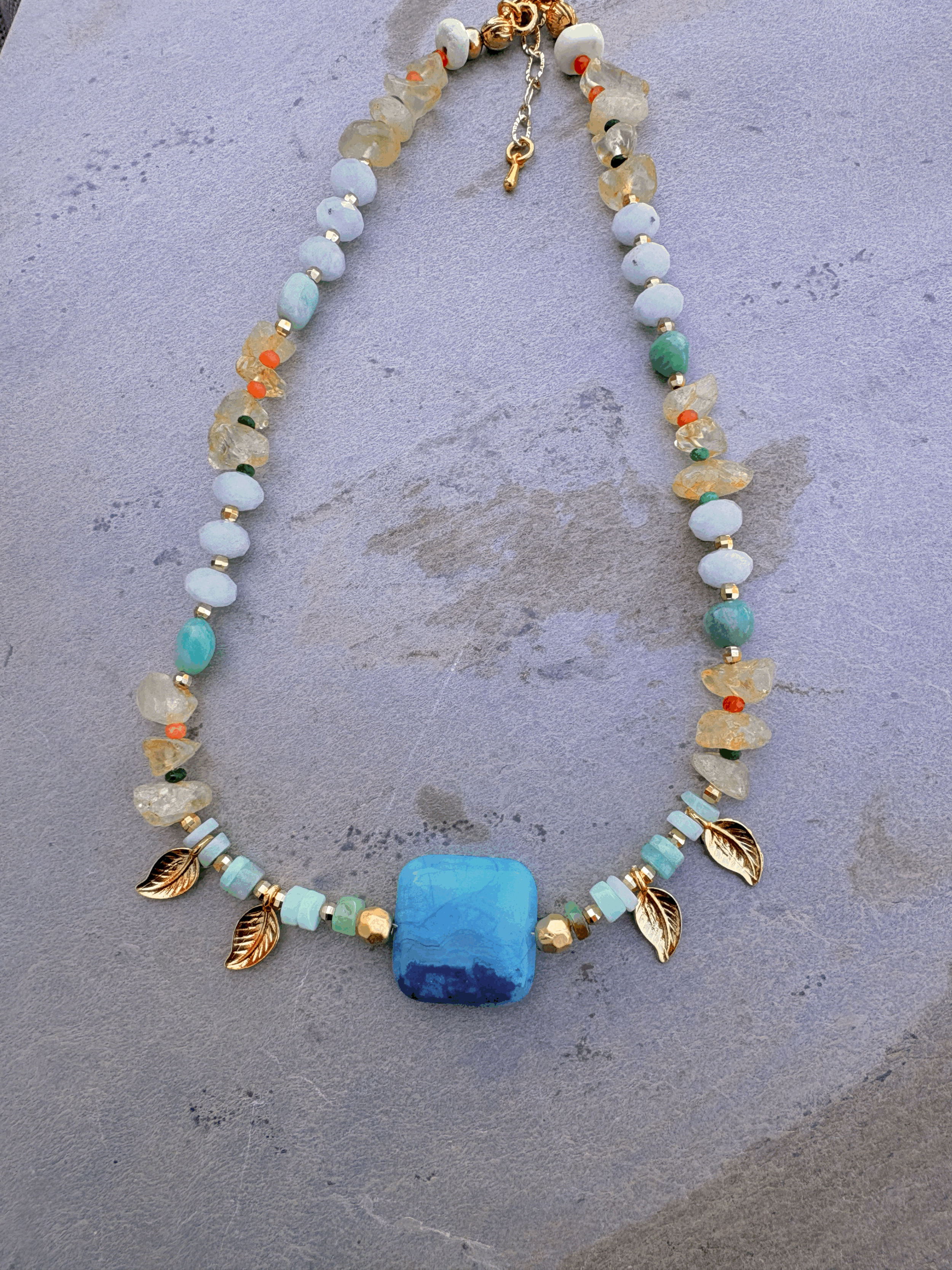 Turquoise Agate pendant choker