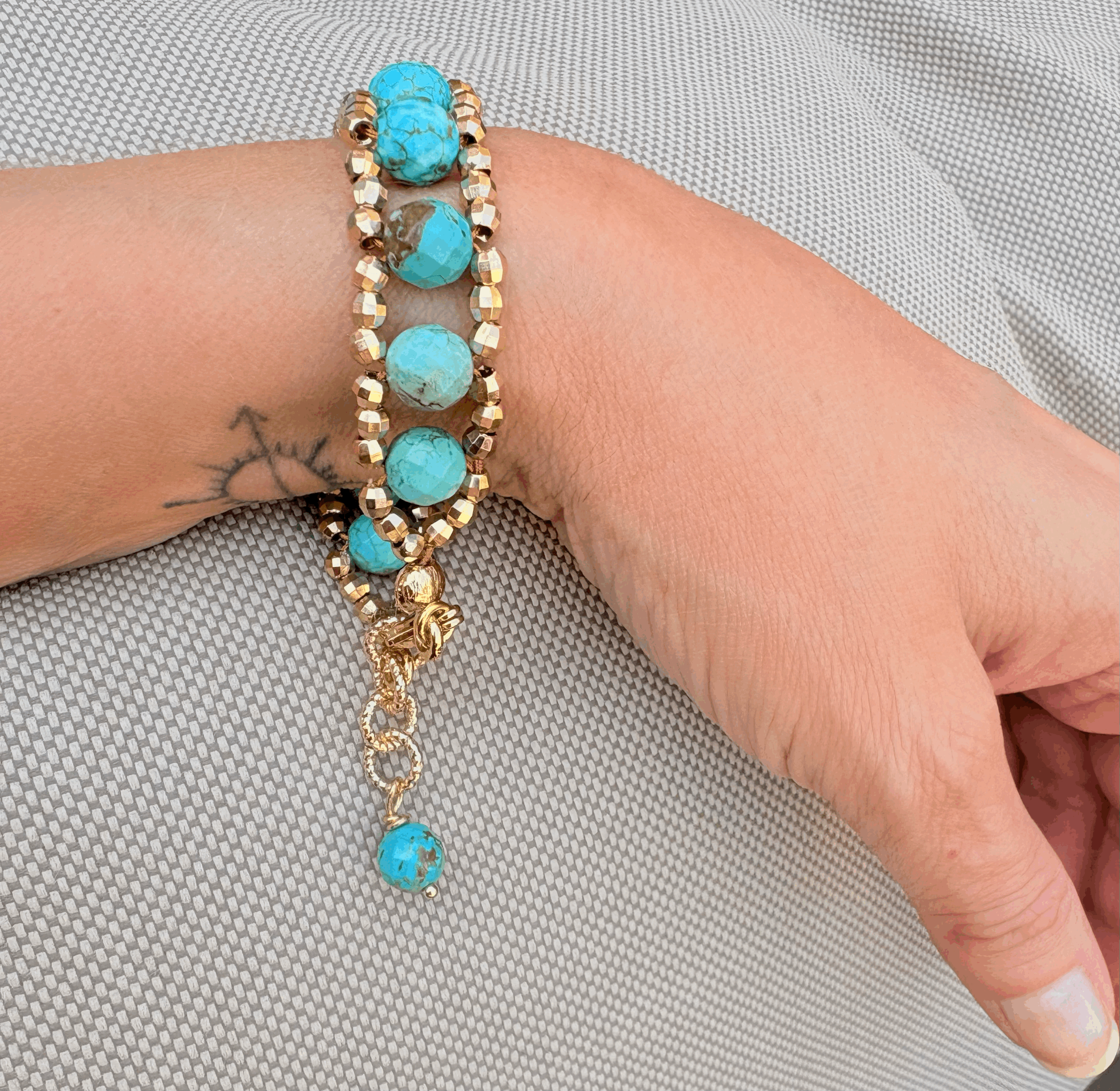 Turquoise sparkle bracelet