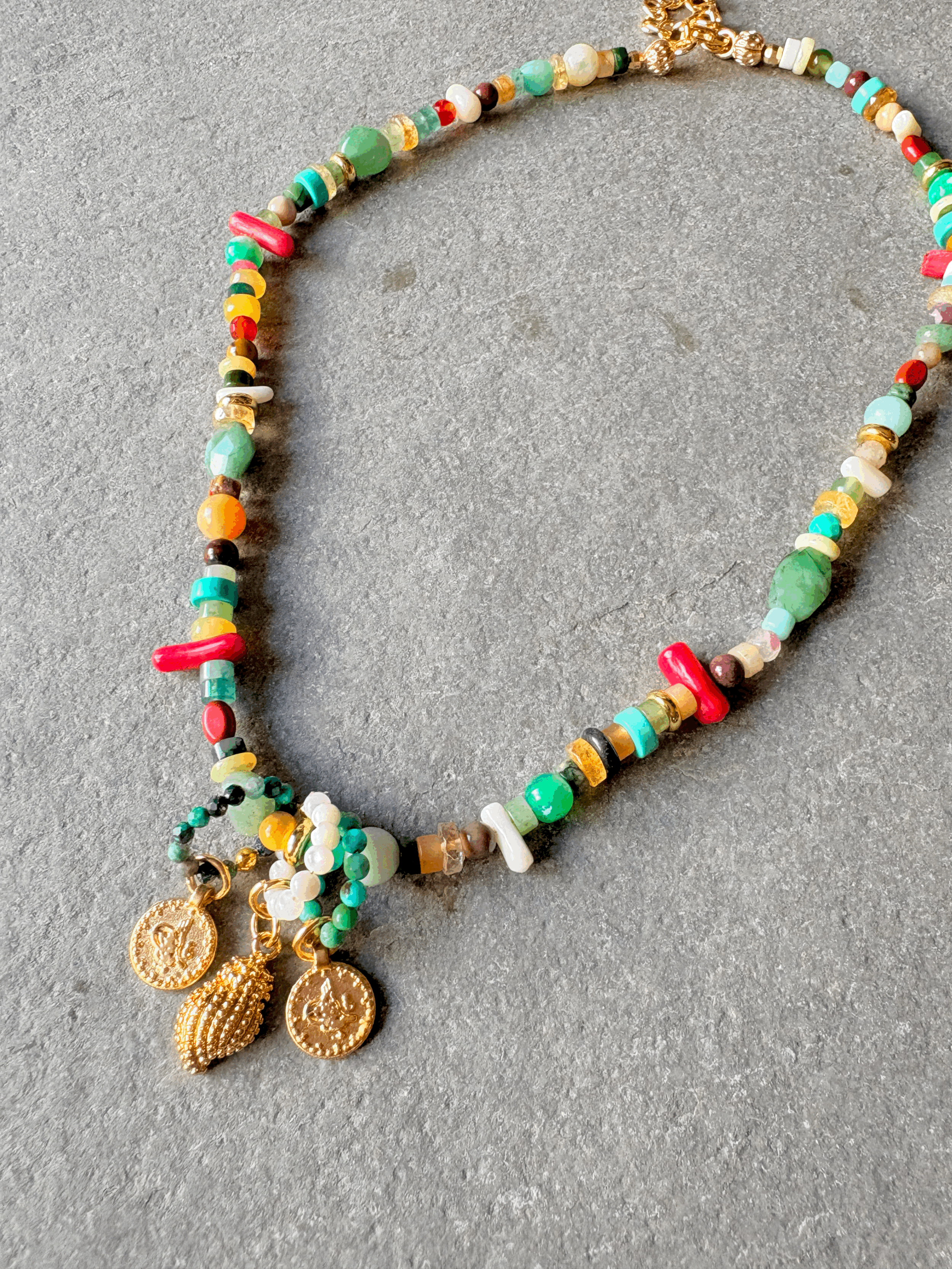 Gemstones multi-colour choker with charms