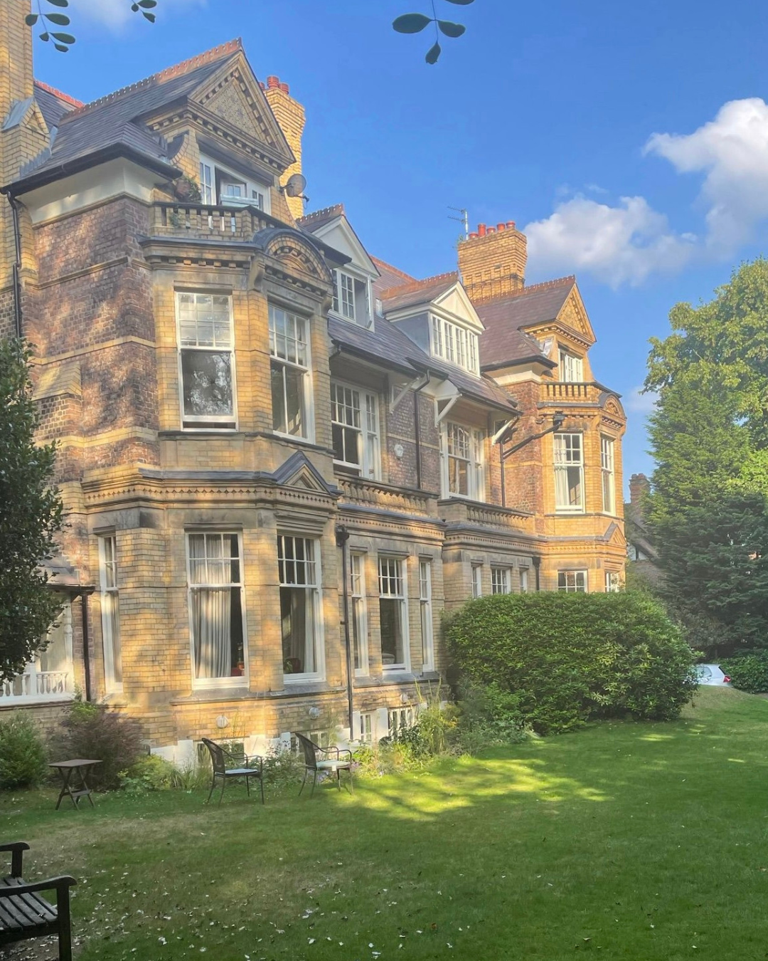 Oakdene, Altrincham