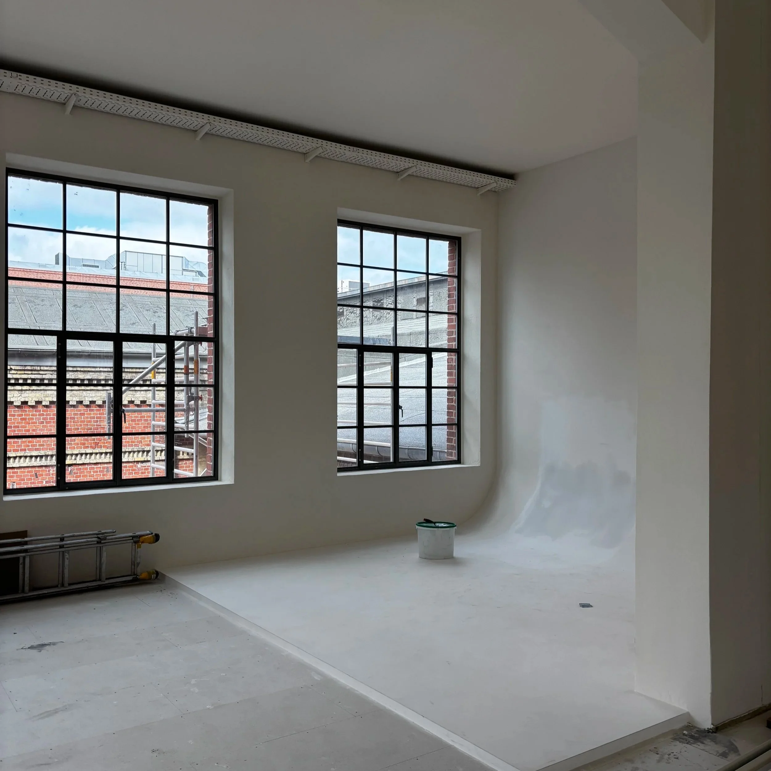 Studio mit Hohlkehle mieten - TWENTY Berlin