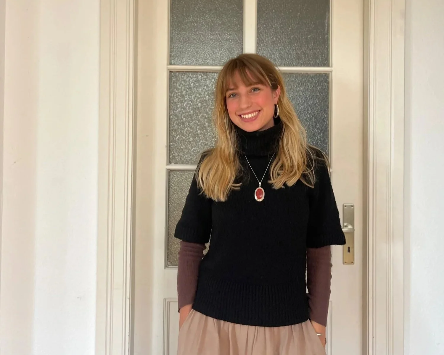 Yoga Teacher Lina - TWENTY Berlin 