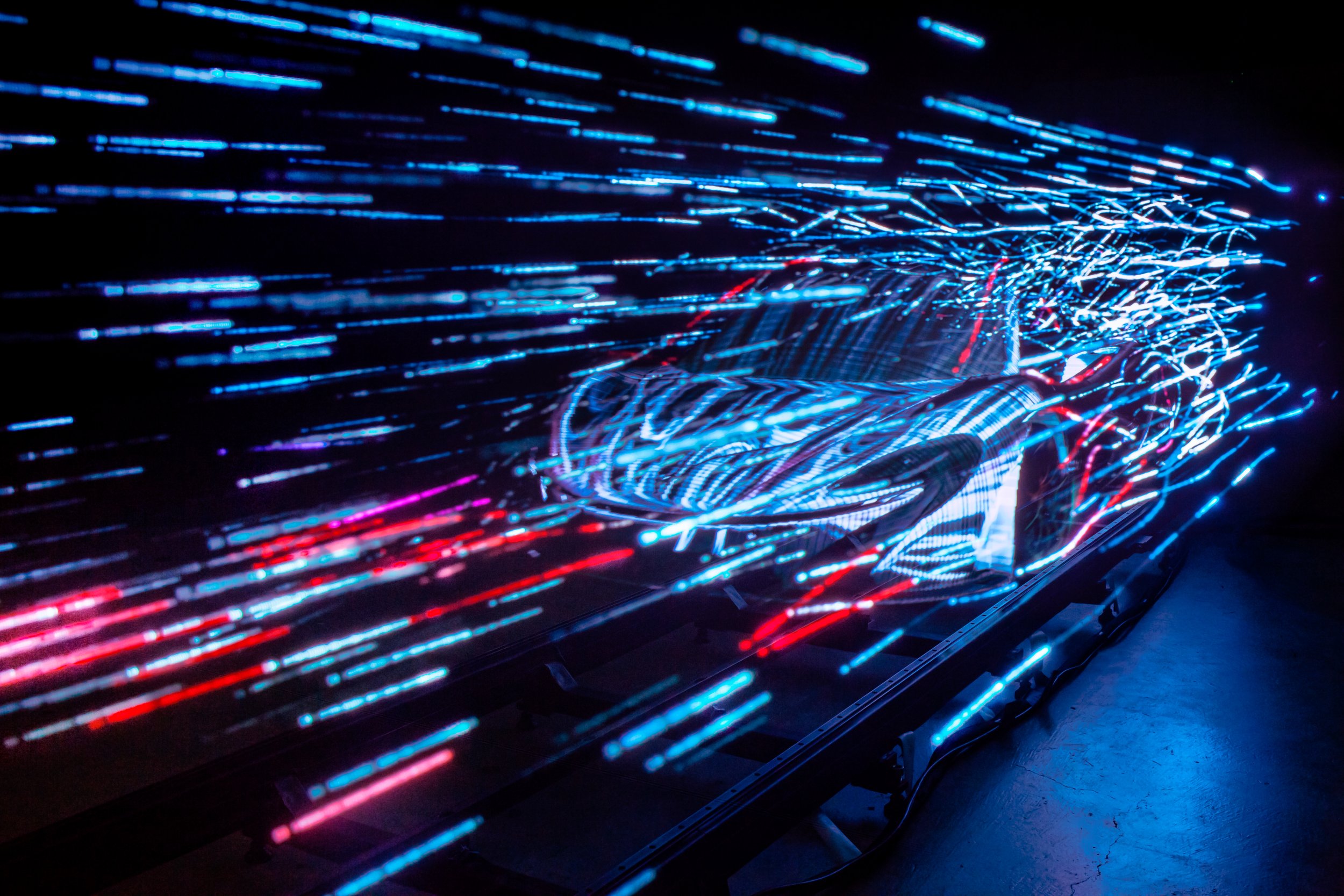 BTS_McLaren_Lightpainting_022.jpg