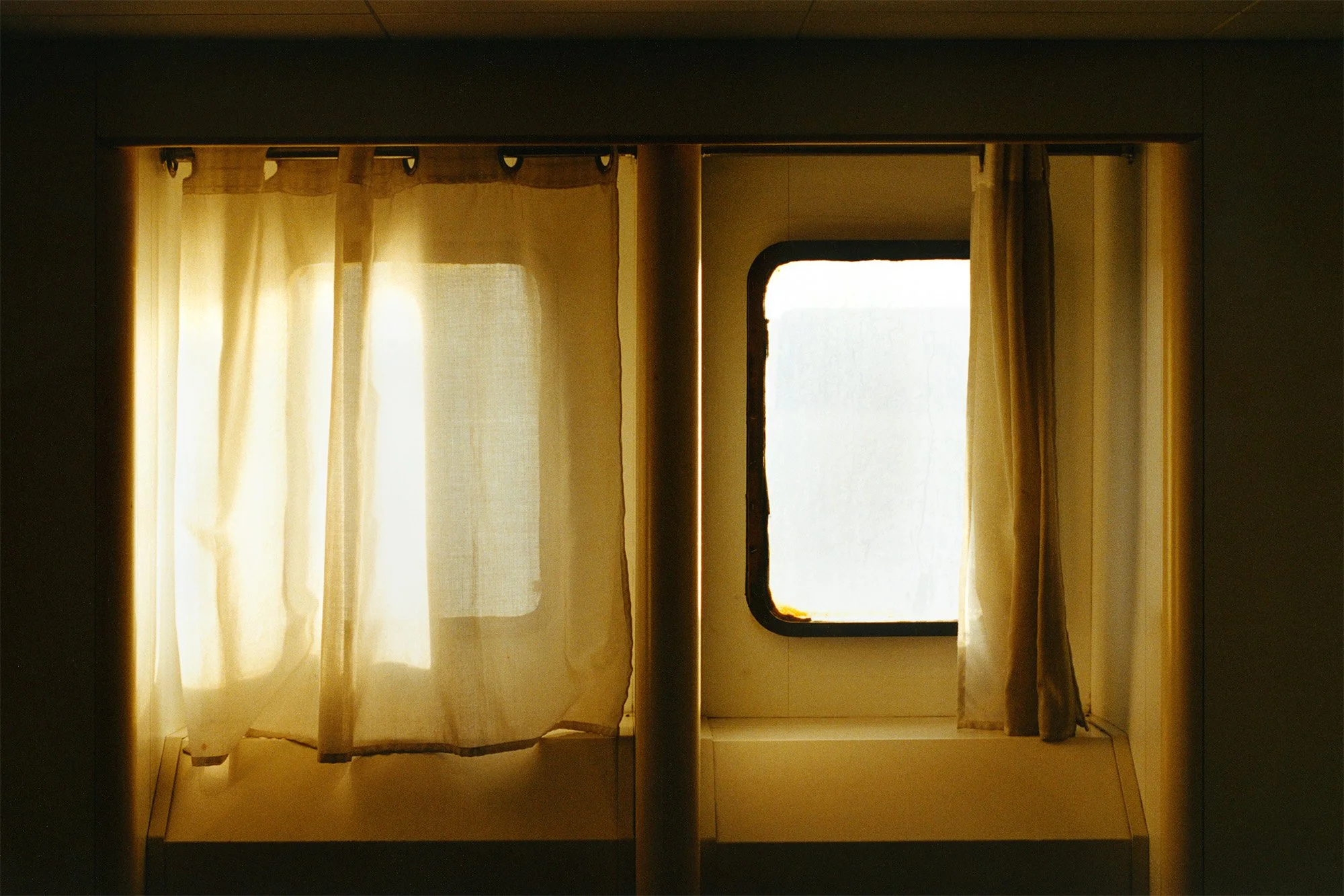 LF-FERRY-WEB.jpg
