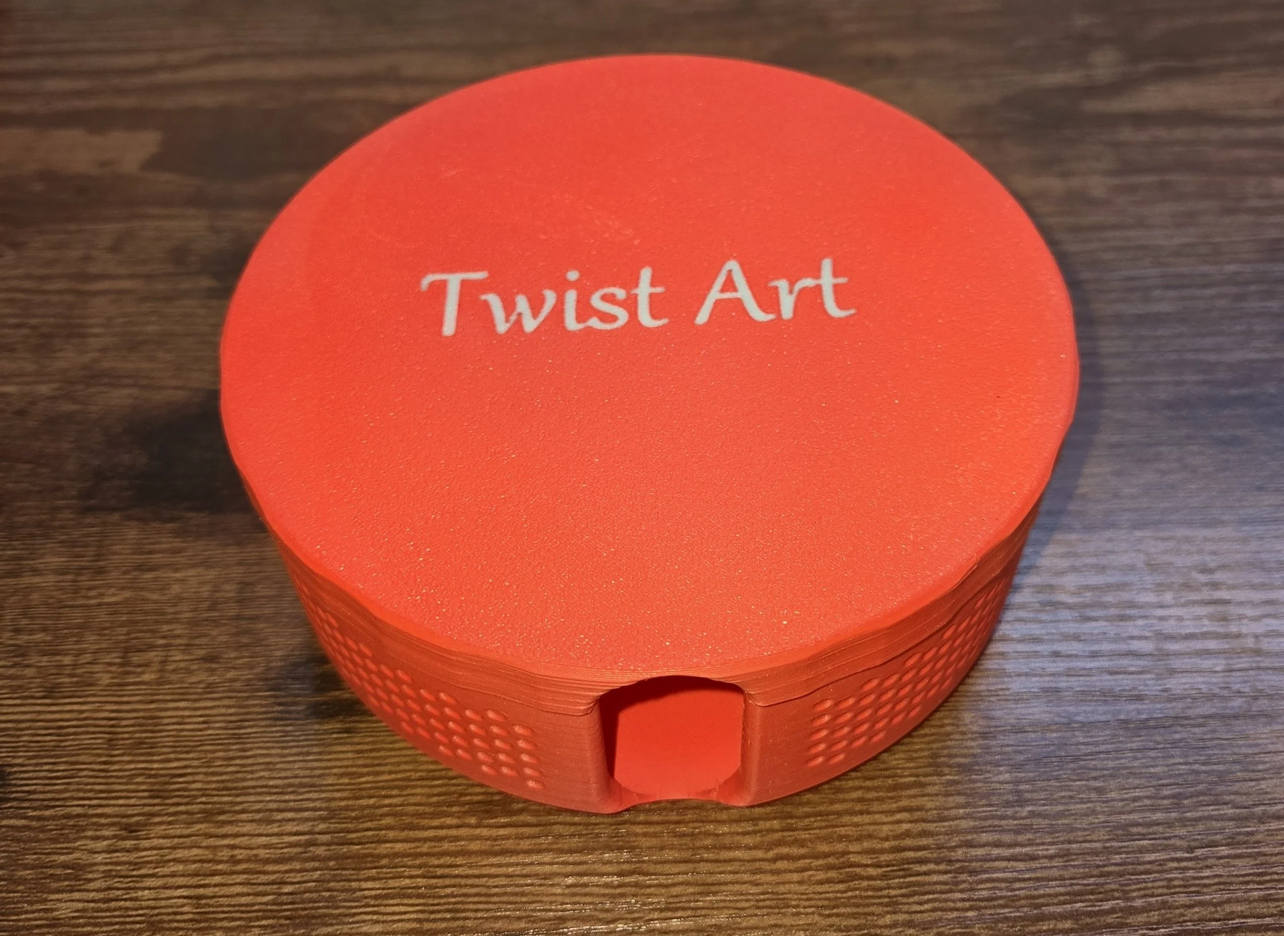 Twist Art Case 2.jpg