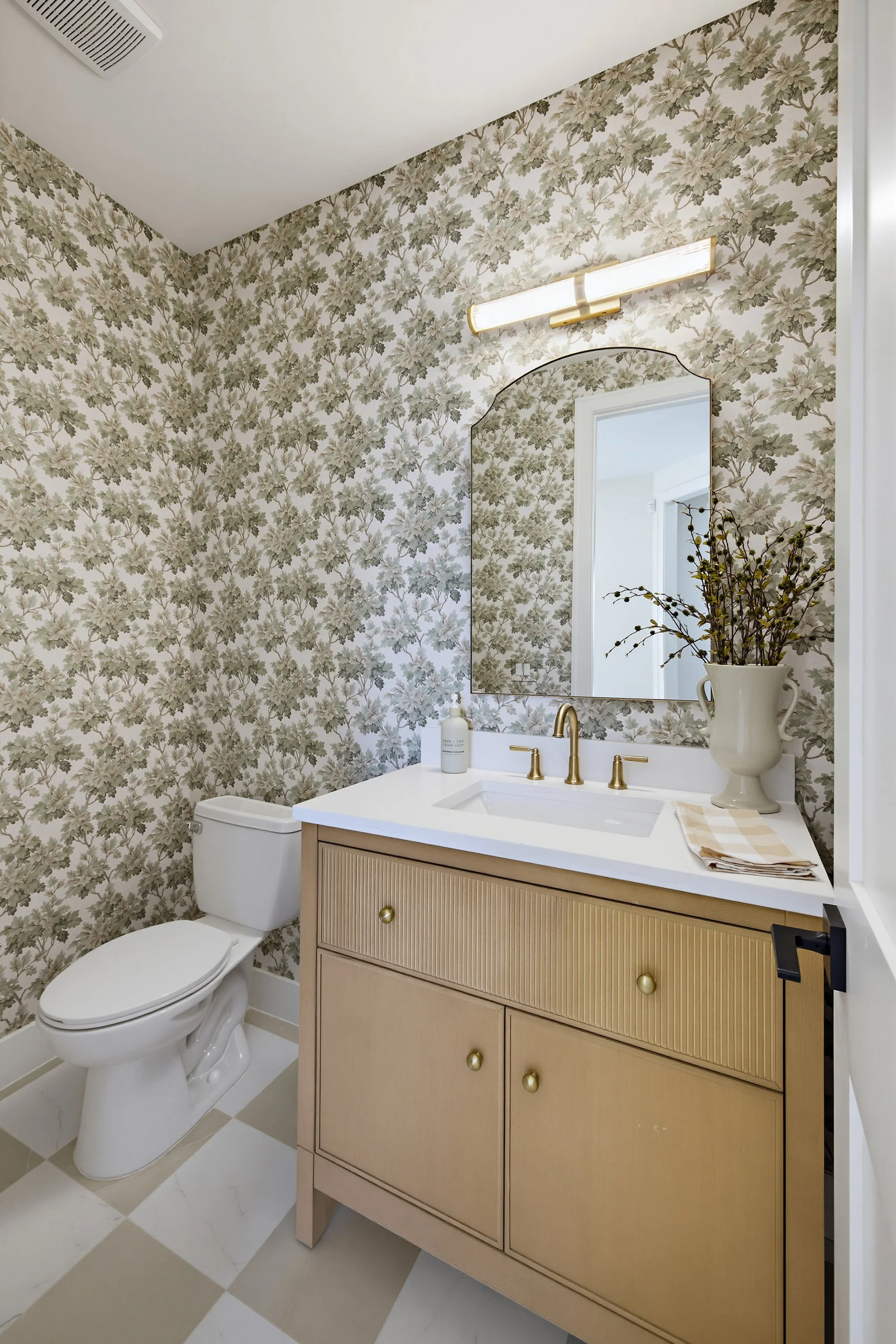 1055 E Avon-50.jpg