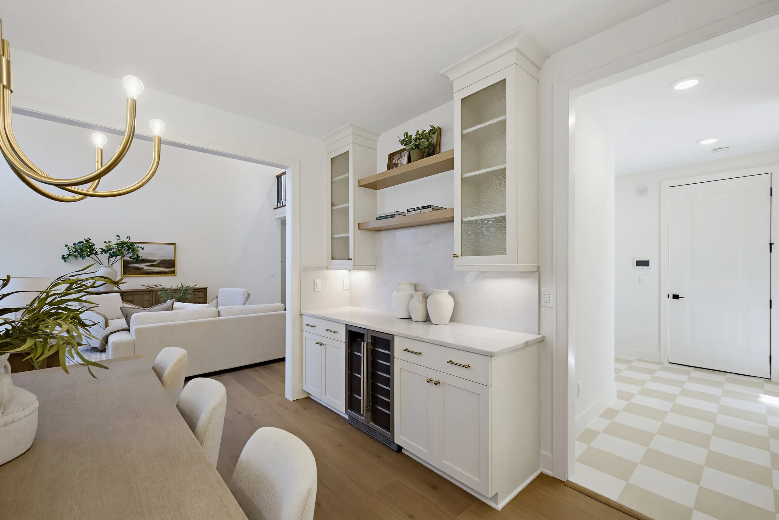1055 E Avon-41.jpg