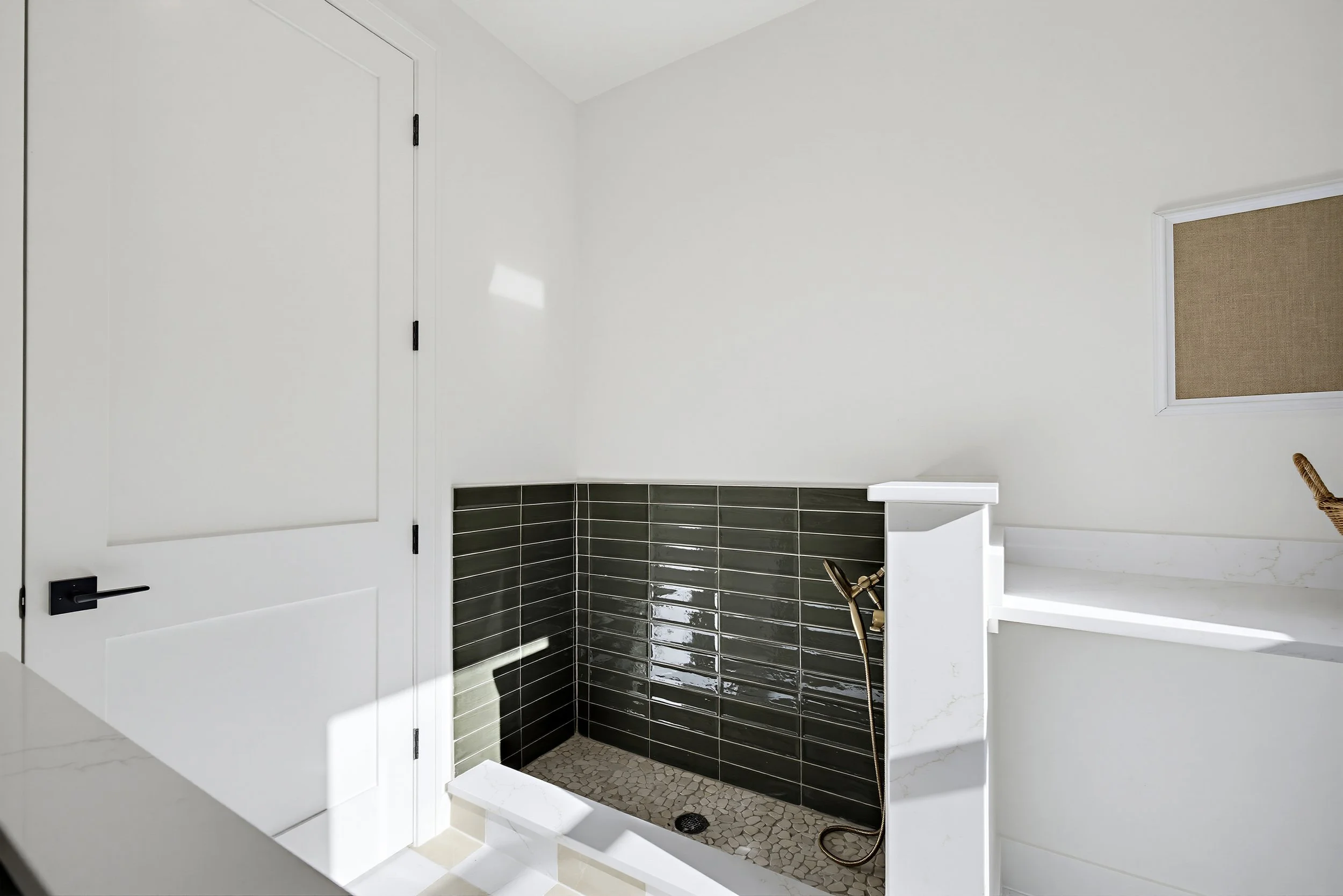 1055 E Avon-53.jpg