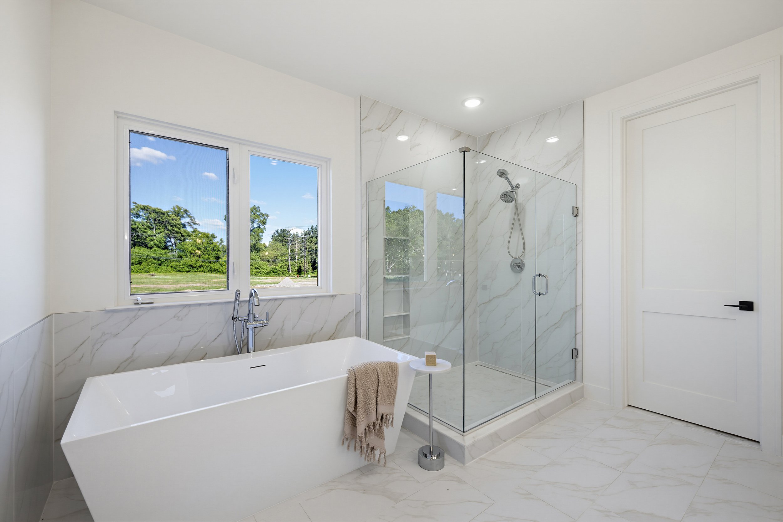 1055 E Avon-61.jpg
