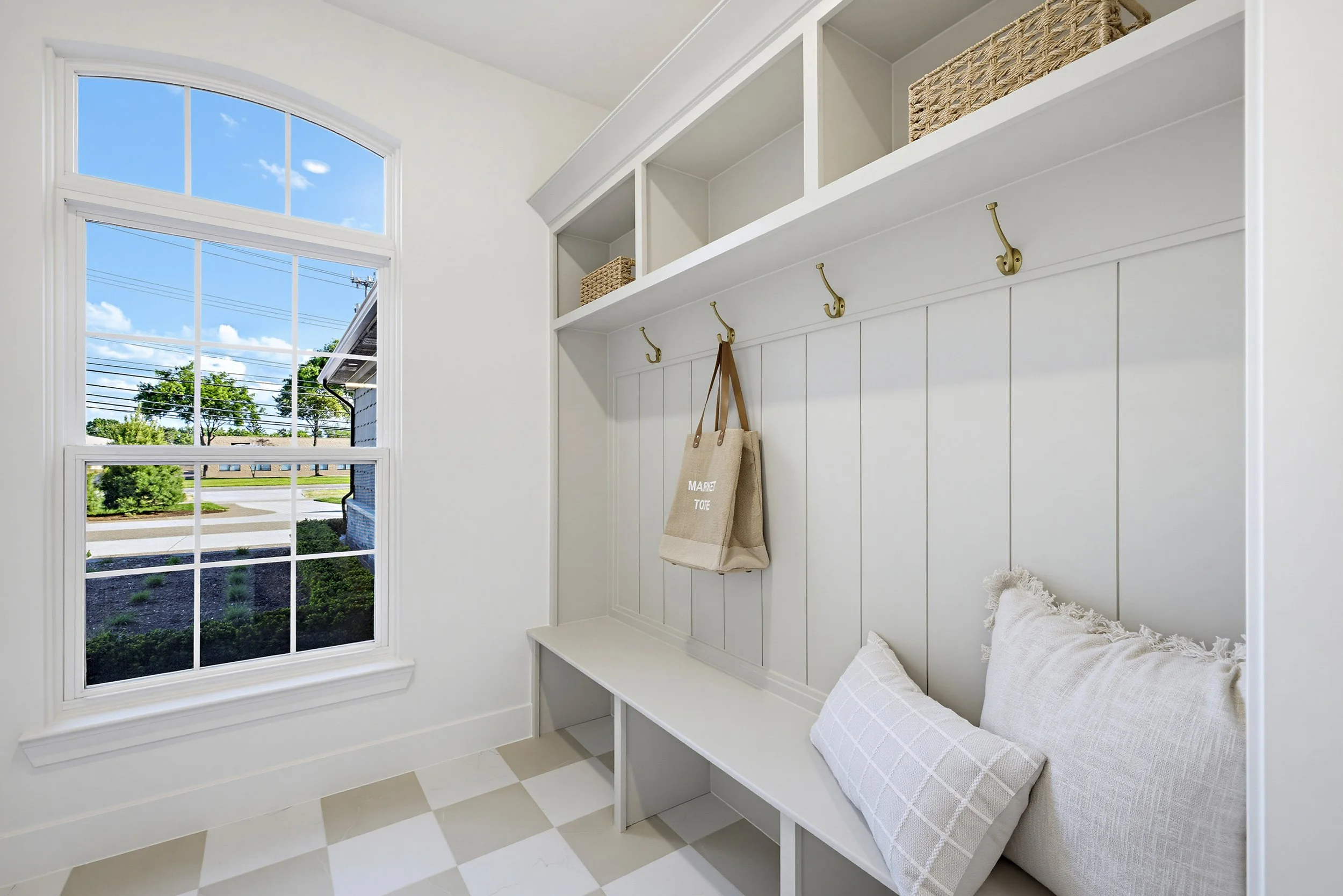 1055 E Avon-51.jpg