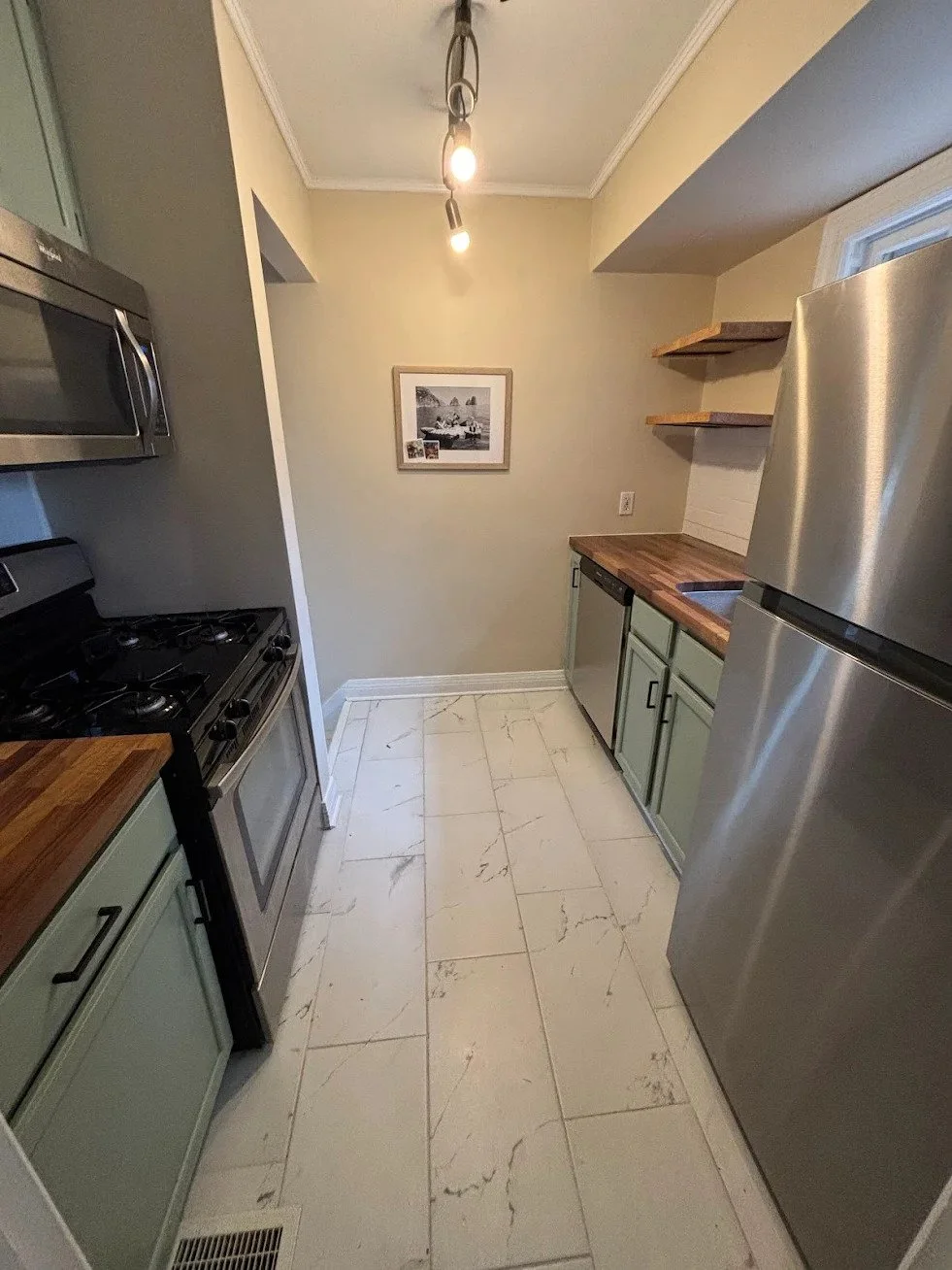 kitchen remodel - hanna.jpg