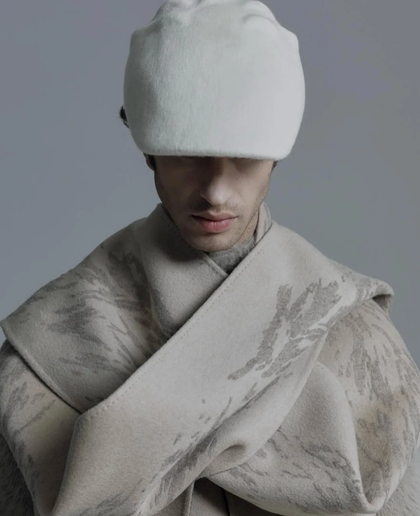 Model Booking: @noble__collective 
Designer: @yifan__yu @boywithanapple 
Photographer: @kaishui.photo