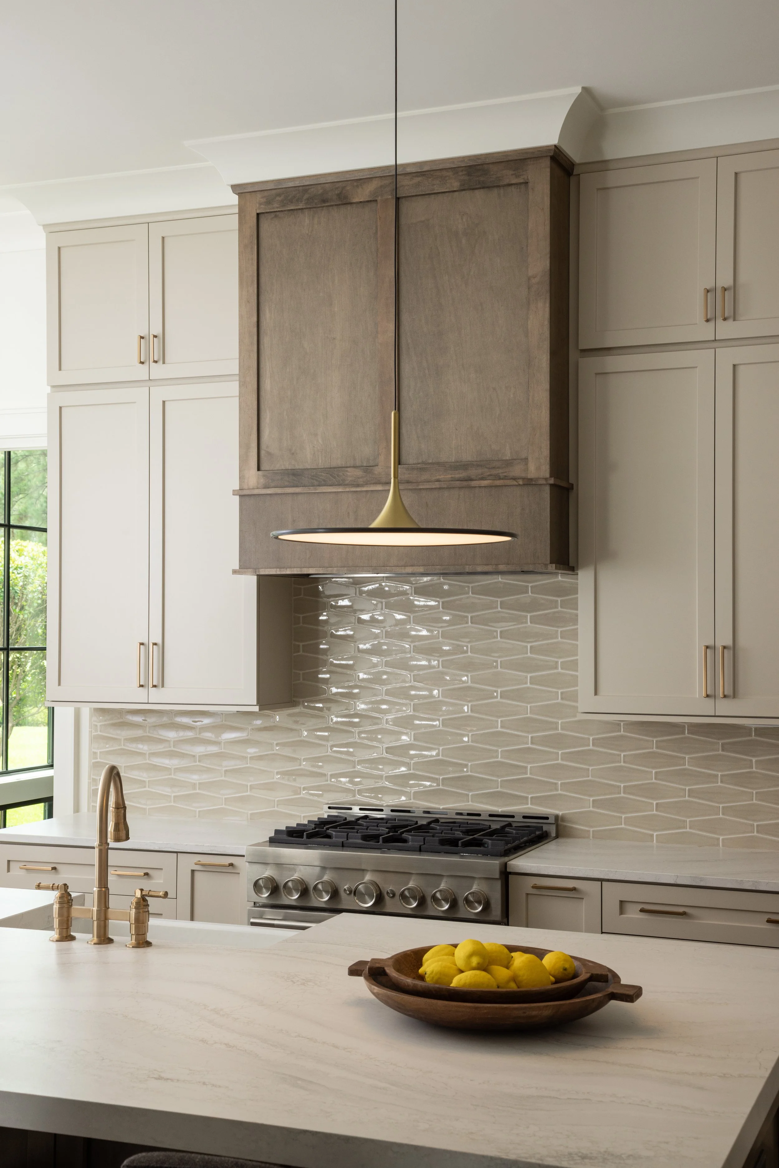 23 Gregory Neck Furnished004.jpg