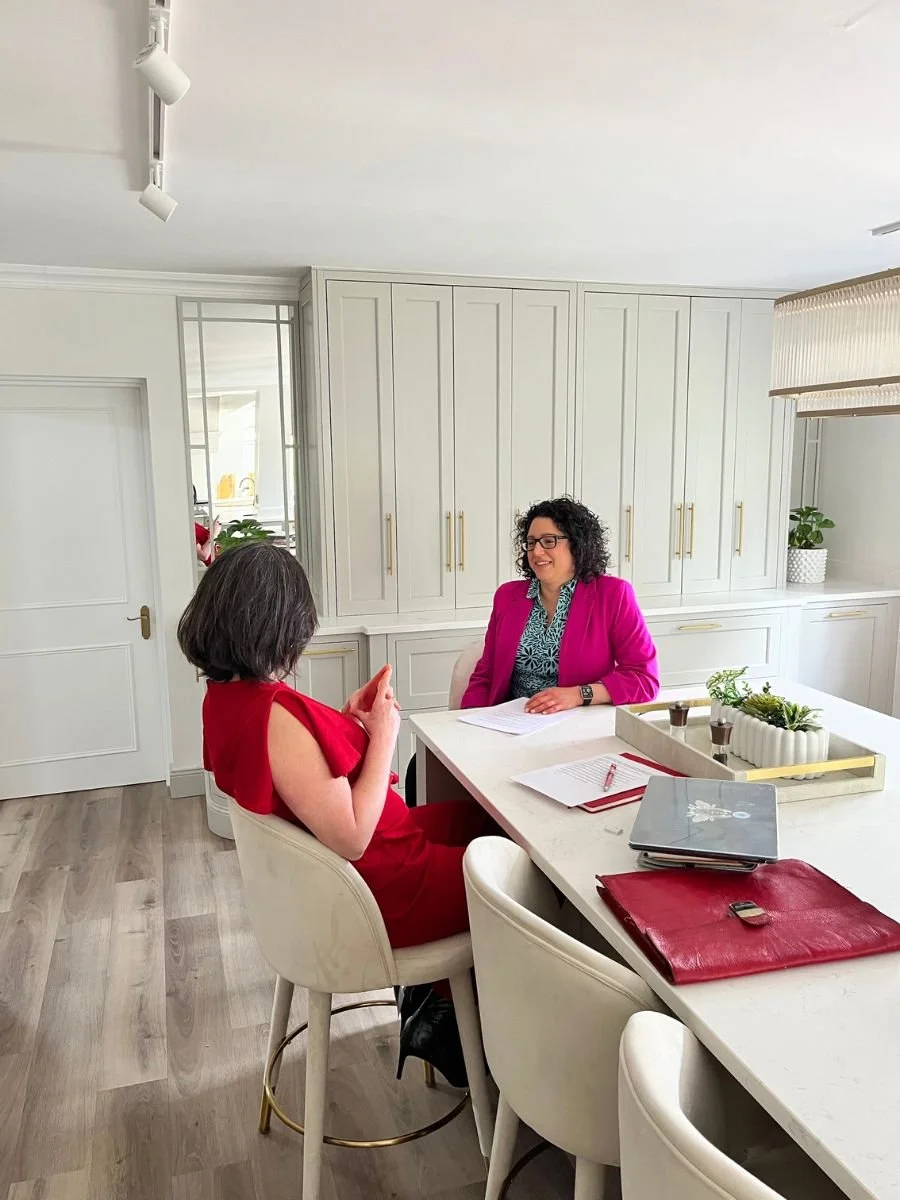 Dr Christina papadopoulos menopause consultant, UK  in a one to one perimenopause clarity session