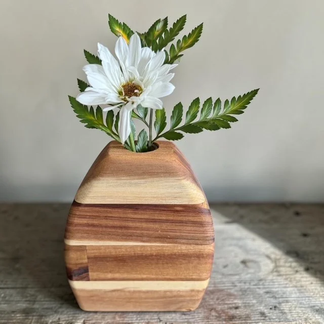 vase 2.JPG